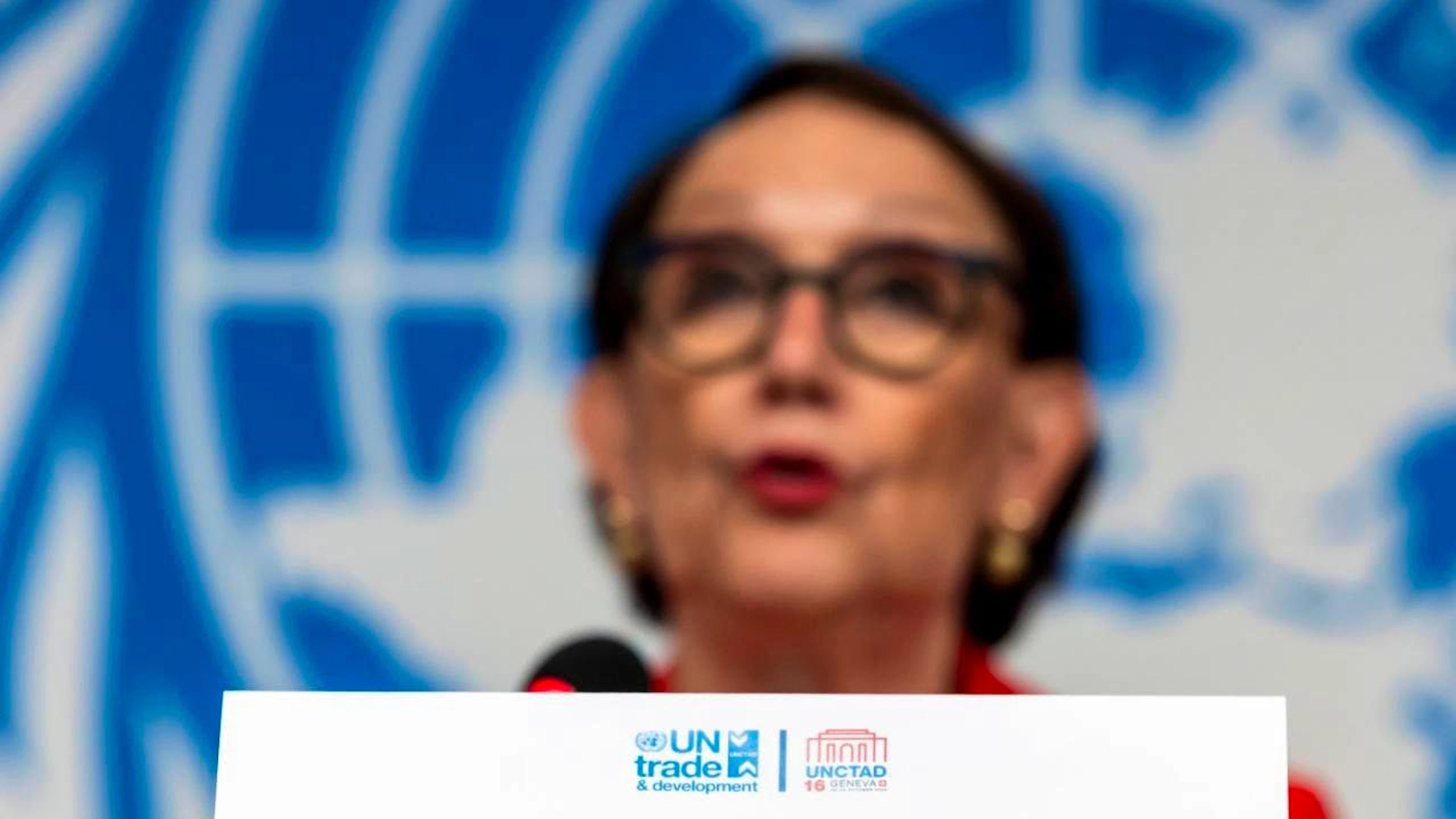 La secrétaire générale d'ONU Commerce et développement (CNUCED) à Genève Rebeca Grynspan sera remplacée pendant sa campagne pour succéder au secrétaire général de l'ONU Antonio Guterres.