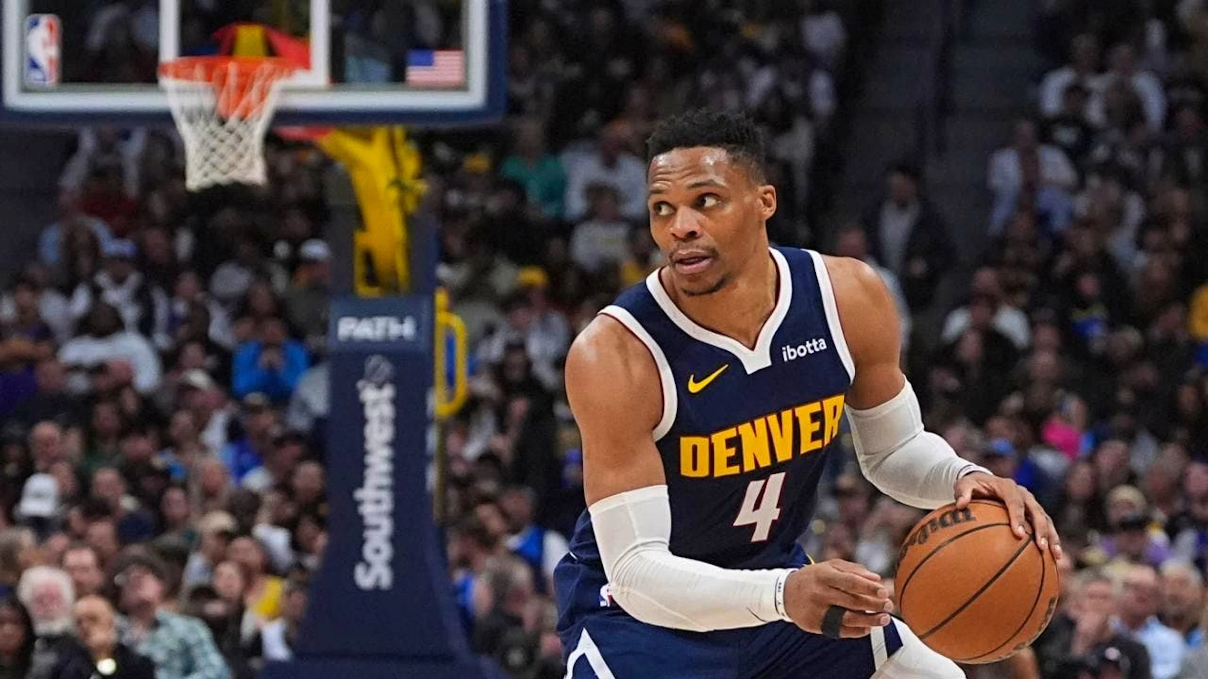 Russell Westbrook a signé avec Sacramento