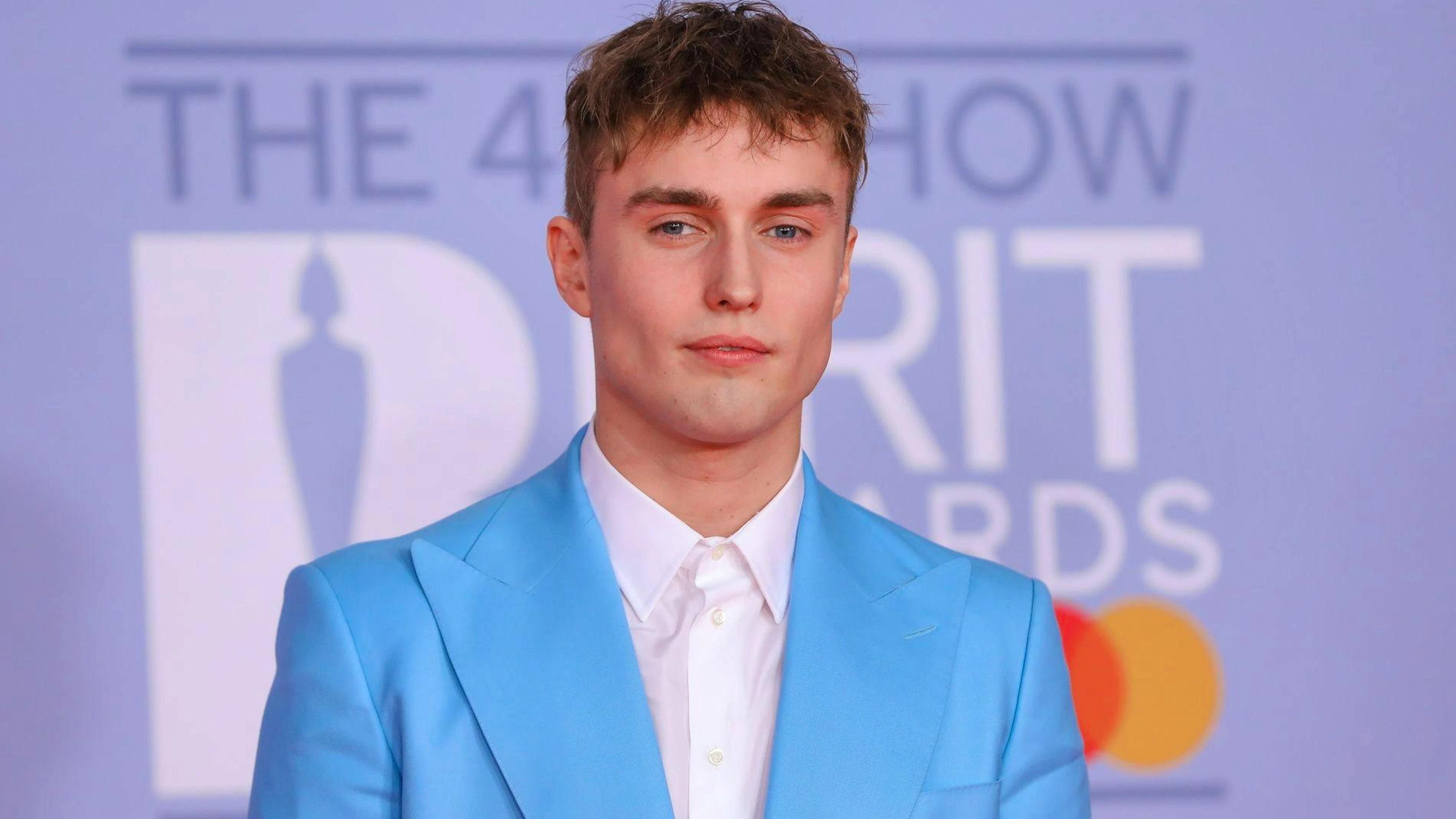 Sam Fender, déjà nominé en 2022 pour un Mercury Prize, a dédié ce prix à son amie et mentor, l'actrice britannique Annie Orwin, pour laquelle il a écrit la chanson «People Watching» après sa mort.