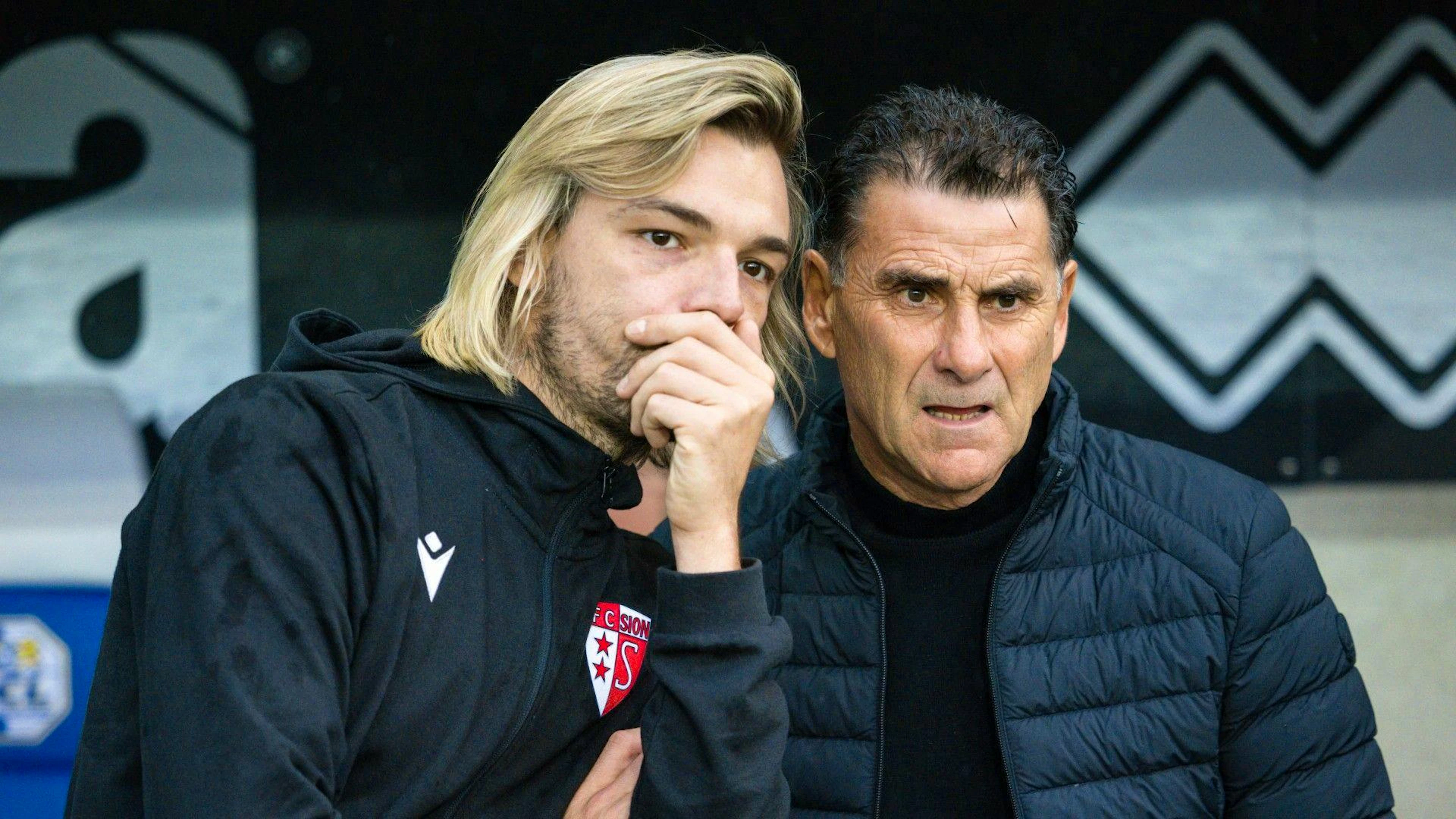 Le FC Sion de Didier Tholot (à droite) affronte GC dimanche dès 14h.