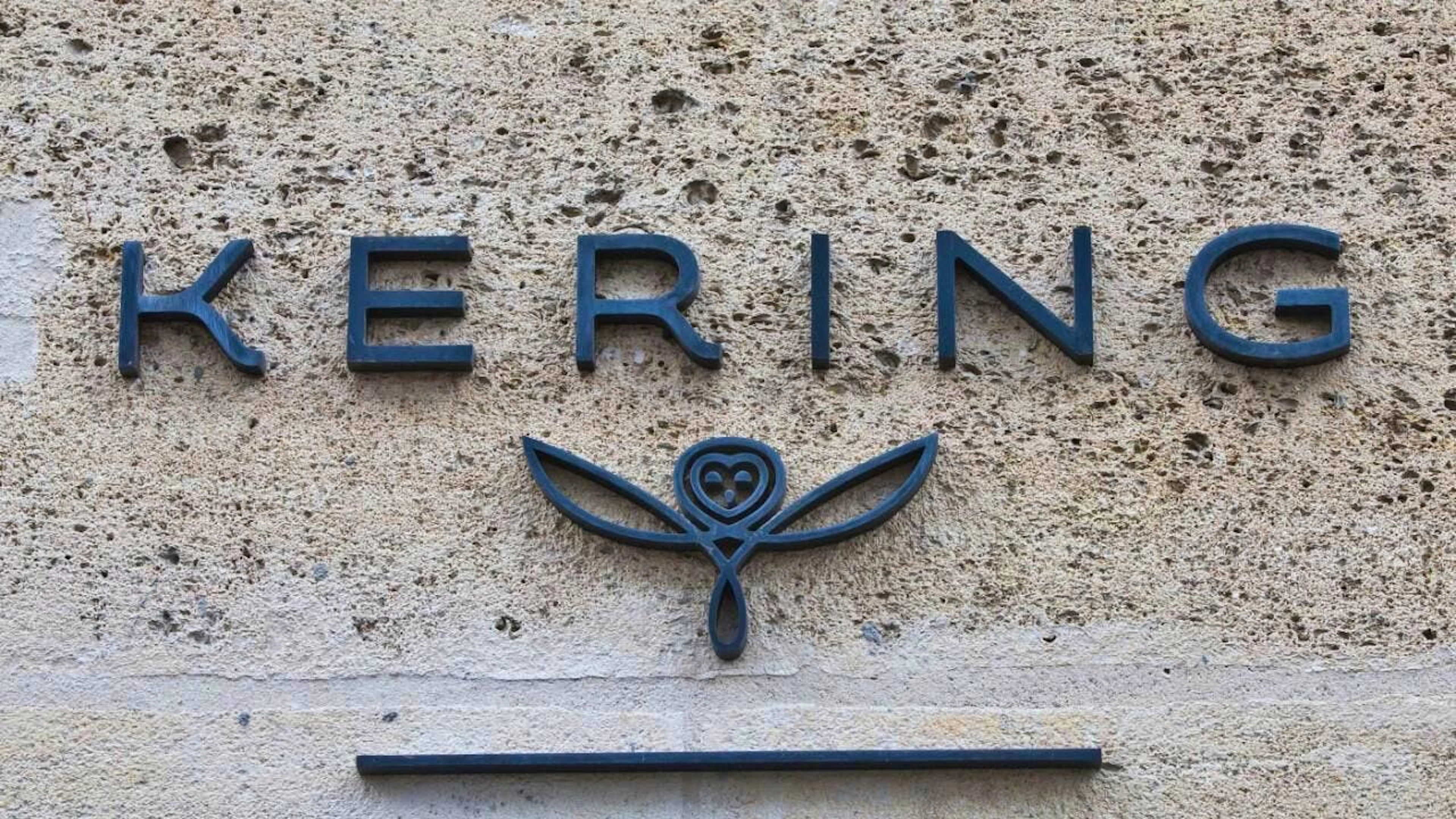 Kering è un colosso del ramo.