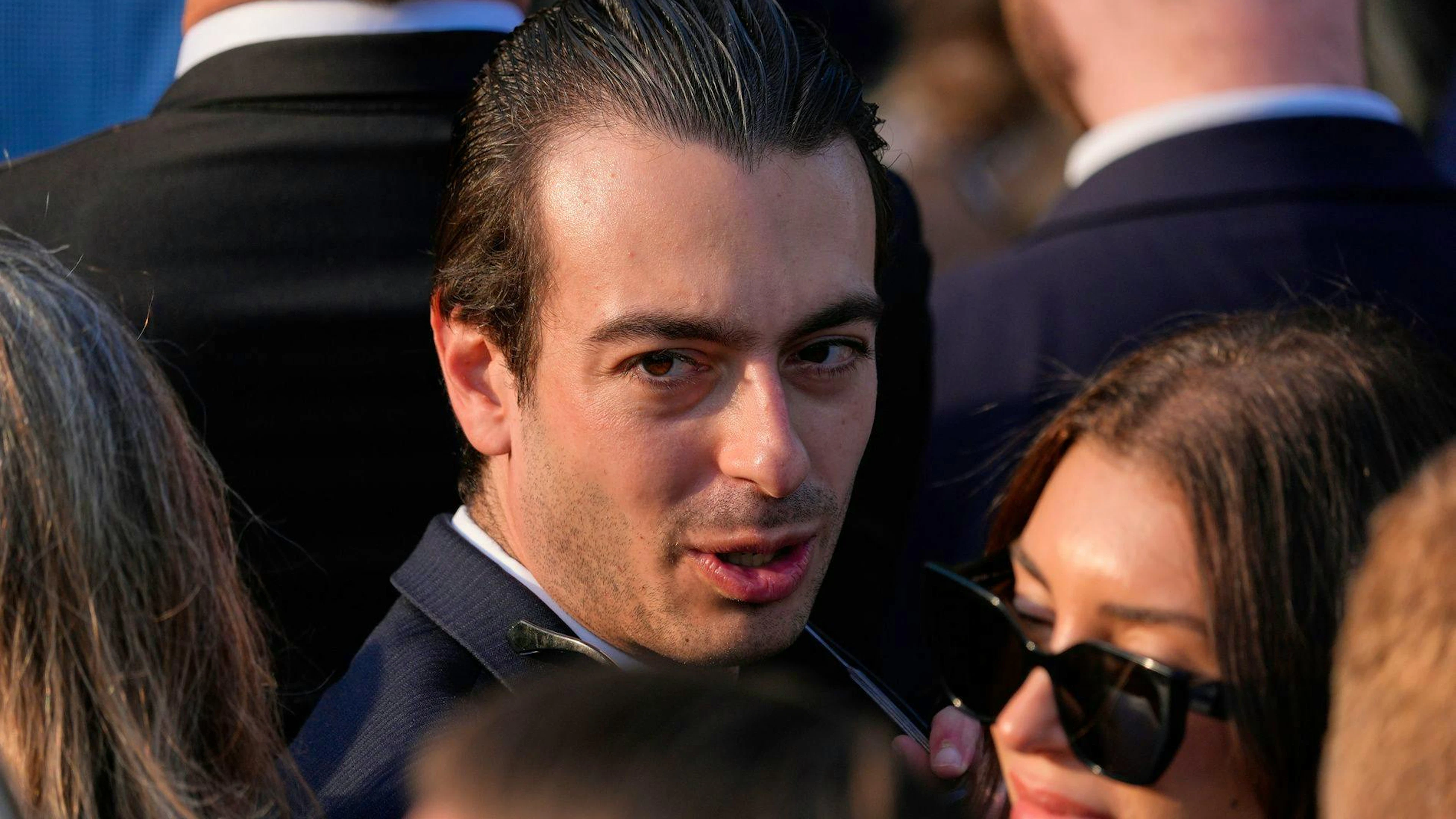 Paul Ingrassia, qui occupe actuellement le poste de chargé de liaison de la Maison Blanche pour le ministère de la Sécurité intérieure, aurait affirmé sur un groupe privé avoir «une tendance nazie».
