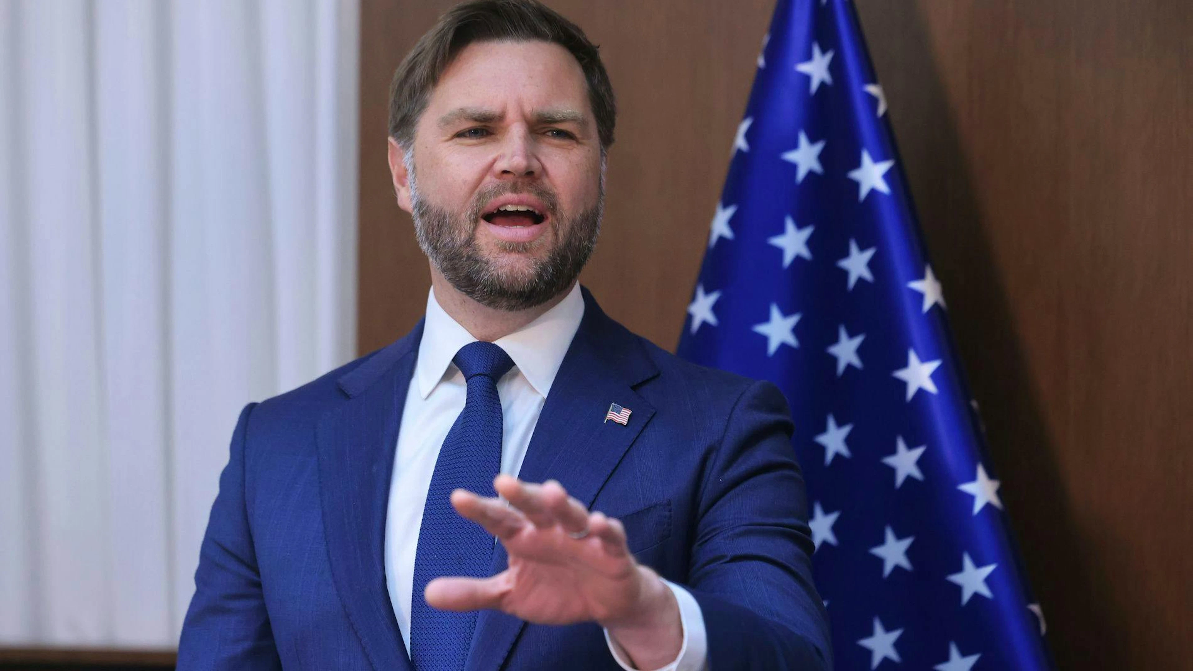 JD Vance s'est exprimé dans un point de presse aux côtés du Premier ministre israélien, Benjamin Netanyahu.