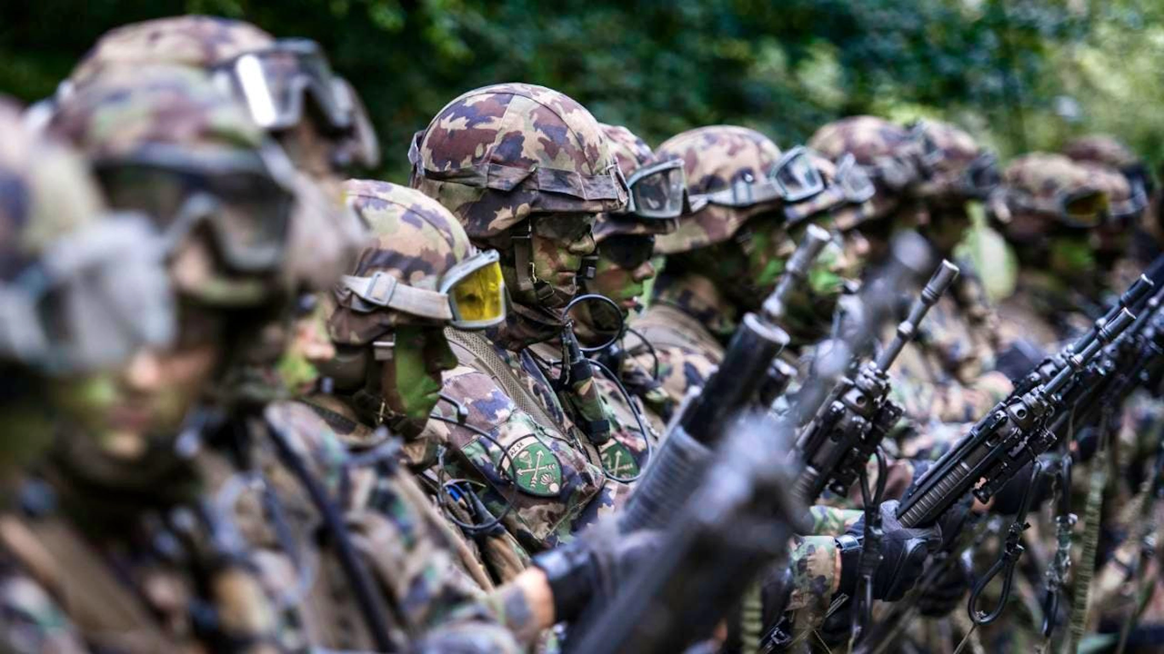 La justice militaire a ouvert une enquête contre une gradée.