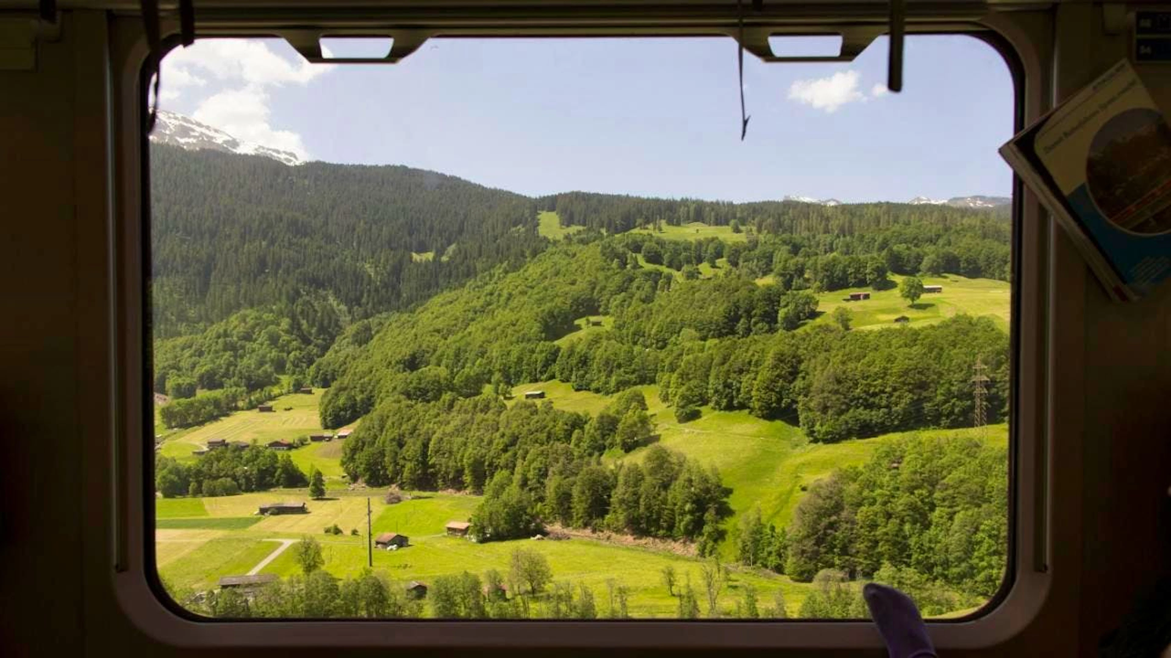 Una vista da cartolina. Nel mese di agosto numerosi turisti, soprattutto svizzeri, hanno deciso di pernottare nei Grigioni. (immagine simbolica)