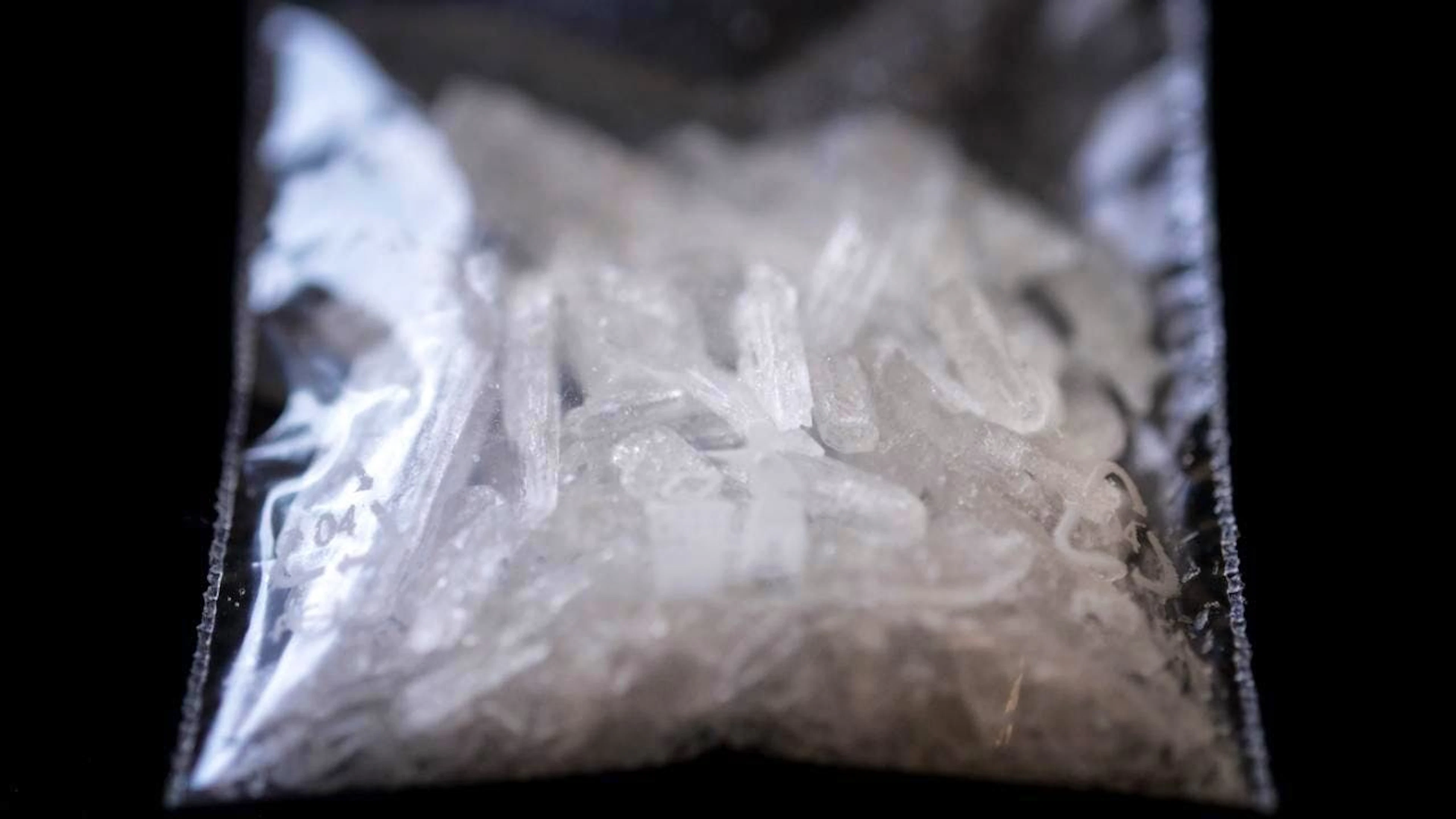 Ein Beutel Crystal Meth, welchen die spanische Polizei 2013 beschlagnahmte. (Archivbild)