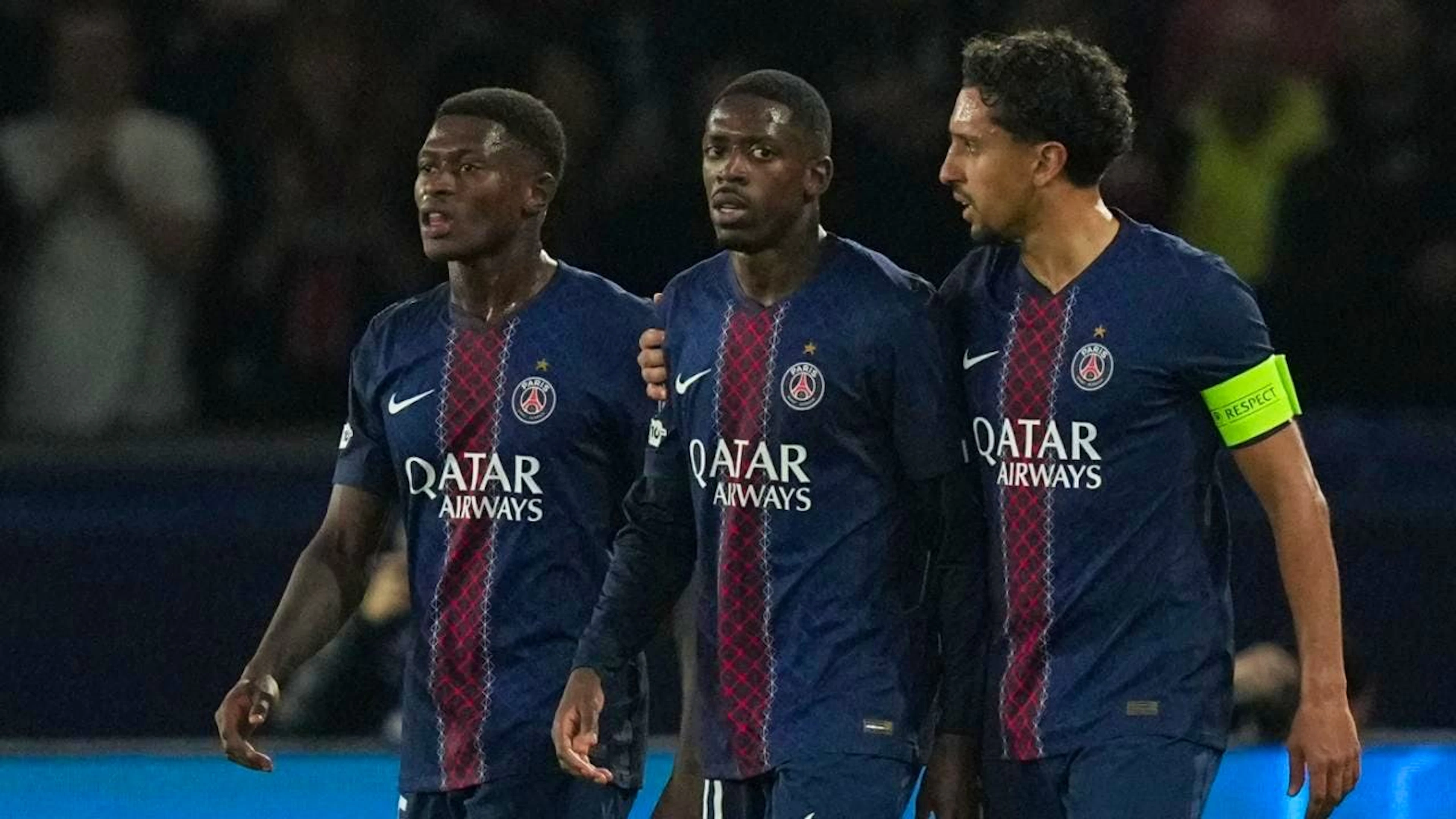 Ballon d'Or-Gewinner Ousmane Dembélé (Bildmitte) kehrte erst gerade von einer Verletzungspause zurück