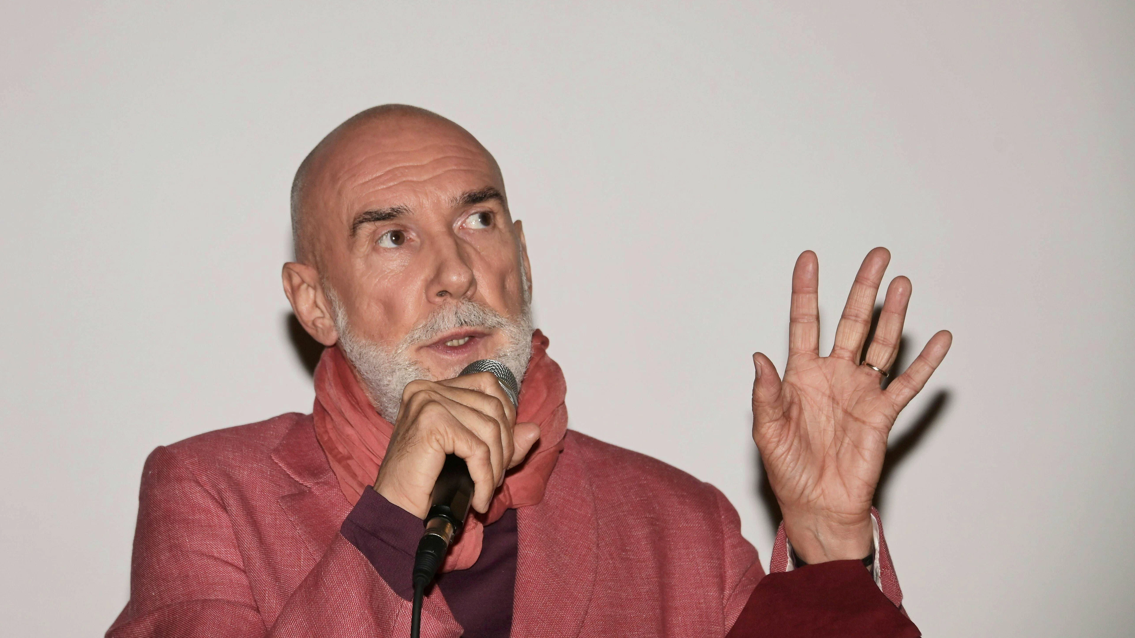 Diego Dalla Palma racconta di aver ritrovato equilibrio e lucidità.