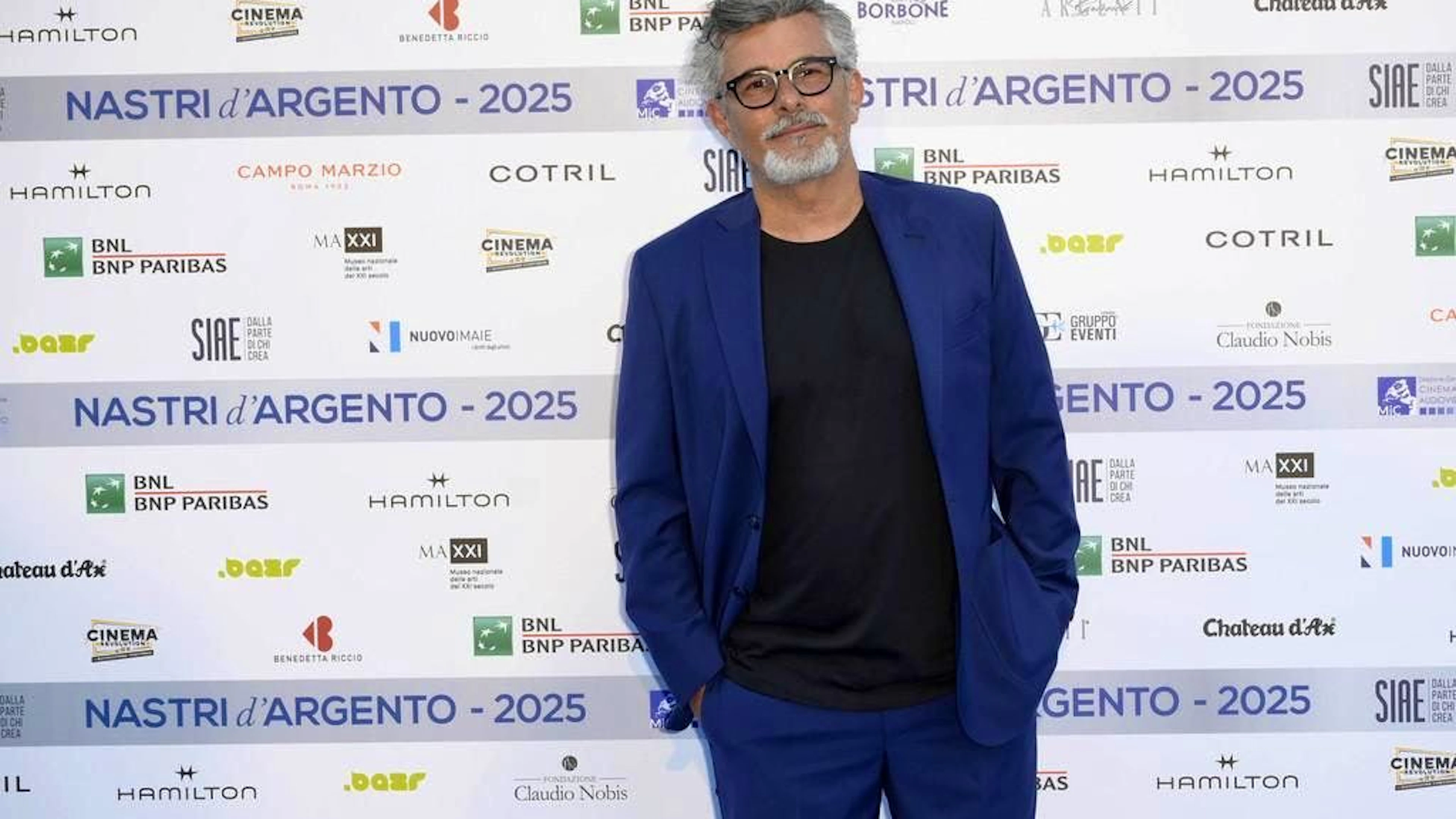 Paolo Genovese torna con un progetto scritto e diretto da lui.