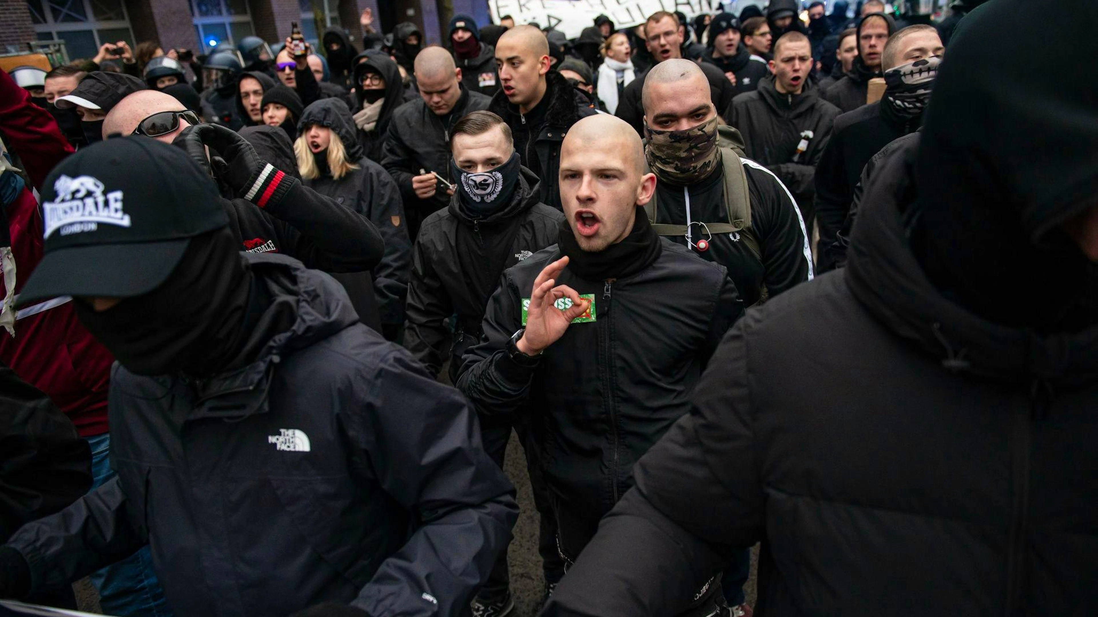 Rechtsextreme demonstrieren in Berlin-Friedrichshain (Archivbild).