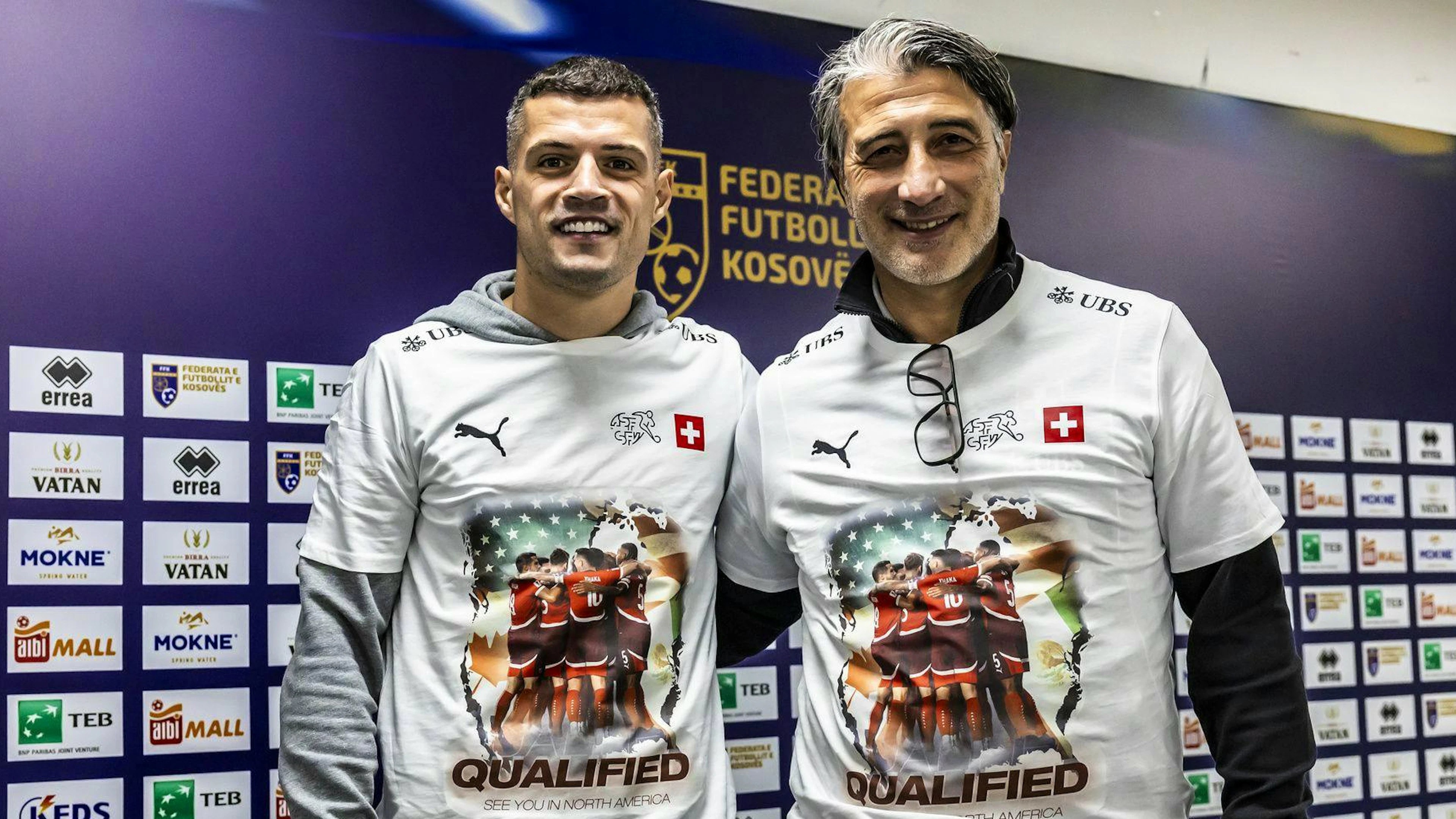 Granit Xhaka und Murat Yakin demonstrieren Einigkeit