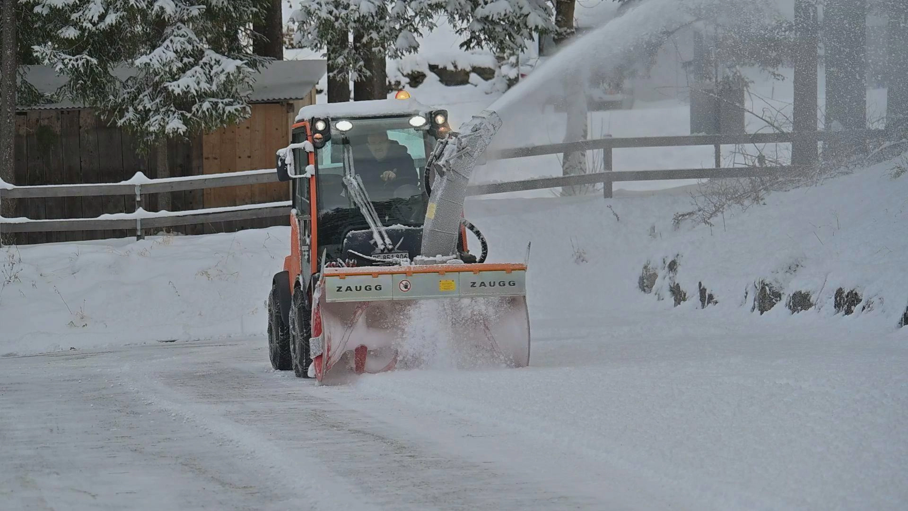 In Kandersteg BE wurde heute kräftig geschippt …
