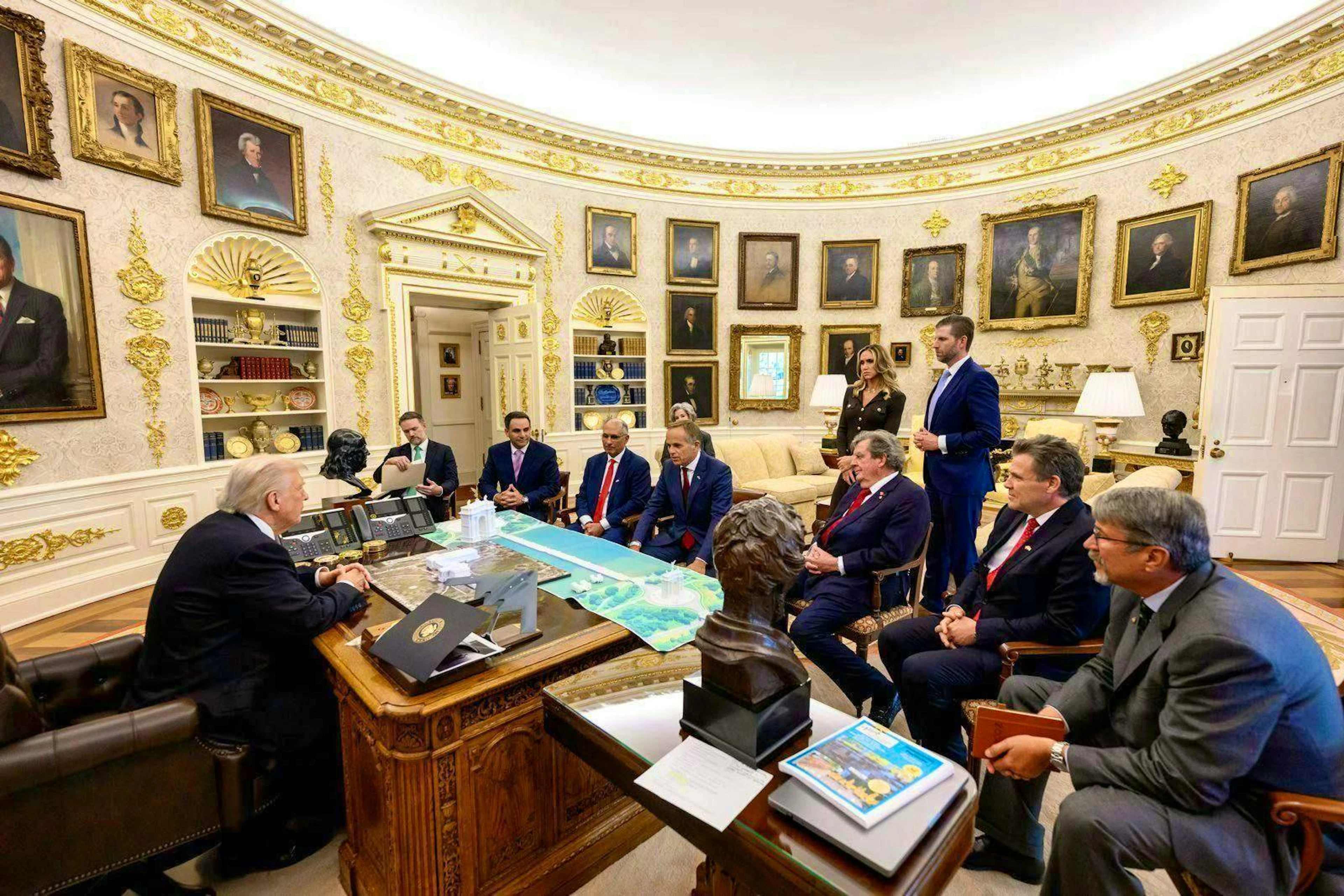 Swiss entrepreneurs at their meeting with US President Donald Trump in the Oval Office at the beginning of November.