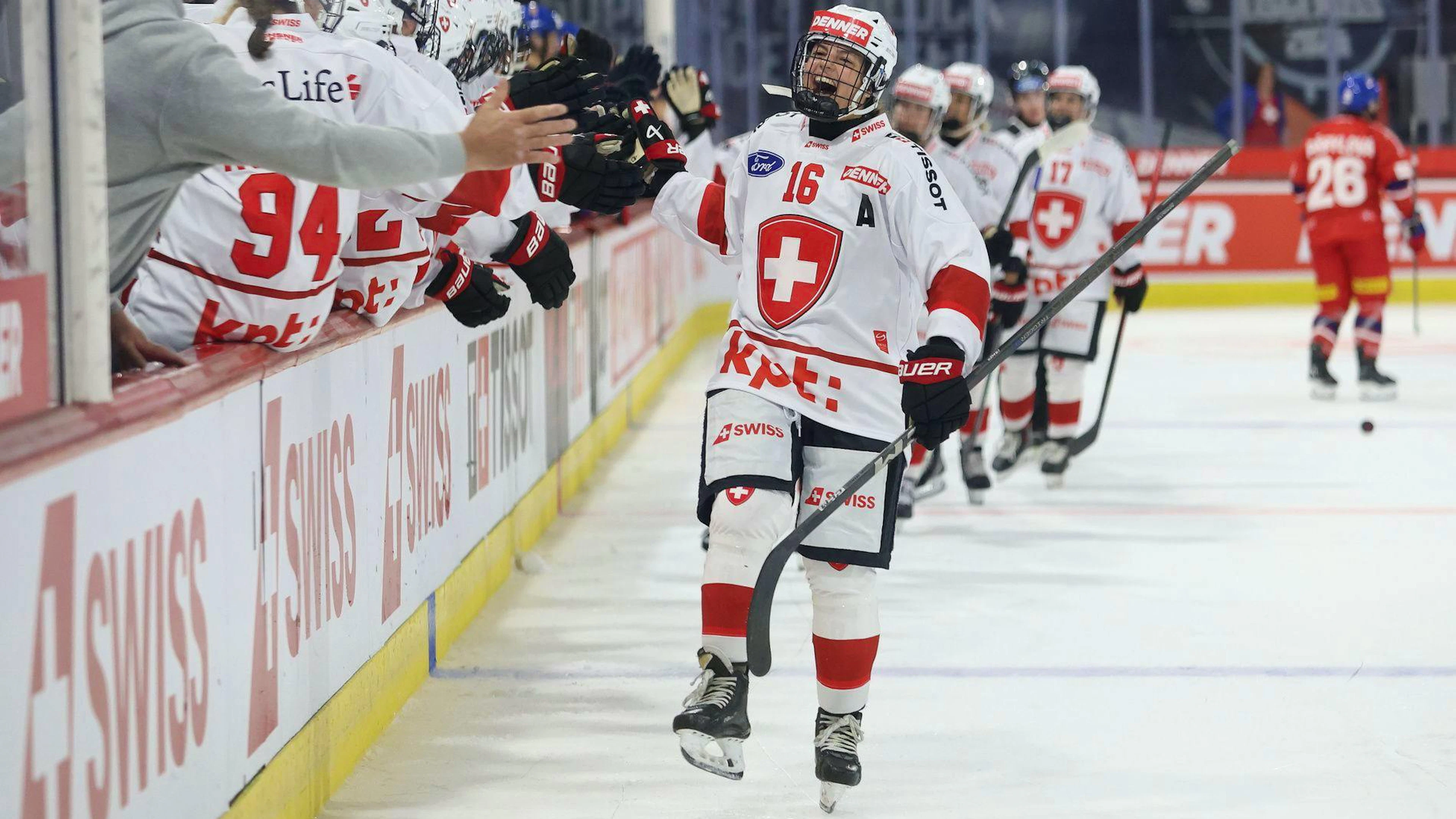 Nicole Vallario sous le maillot de l'équipe de Suisse en août 2025.