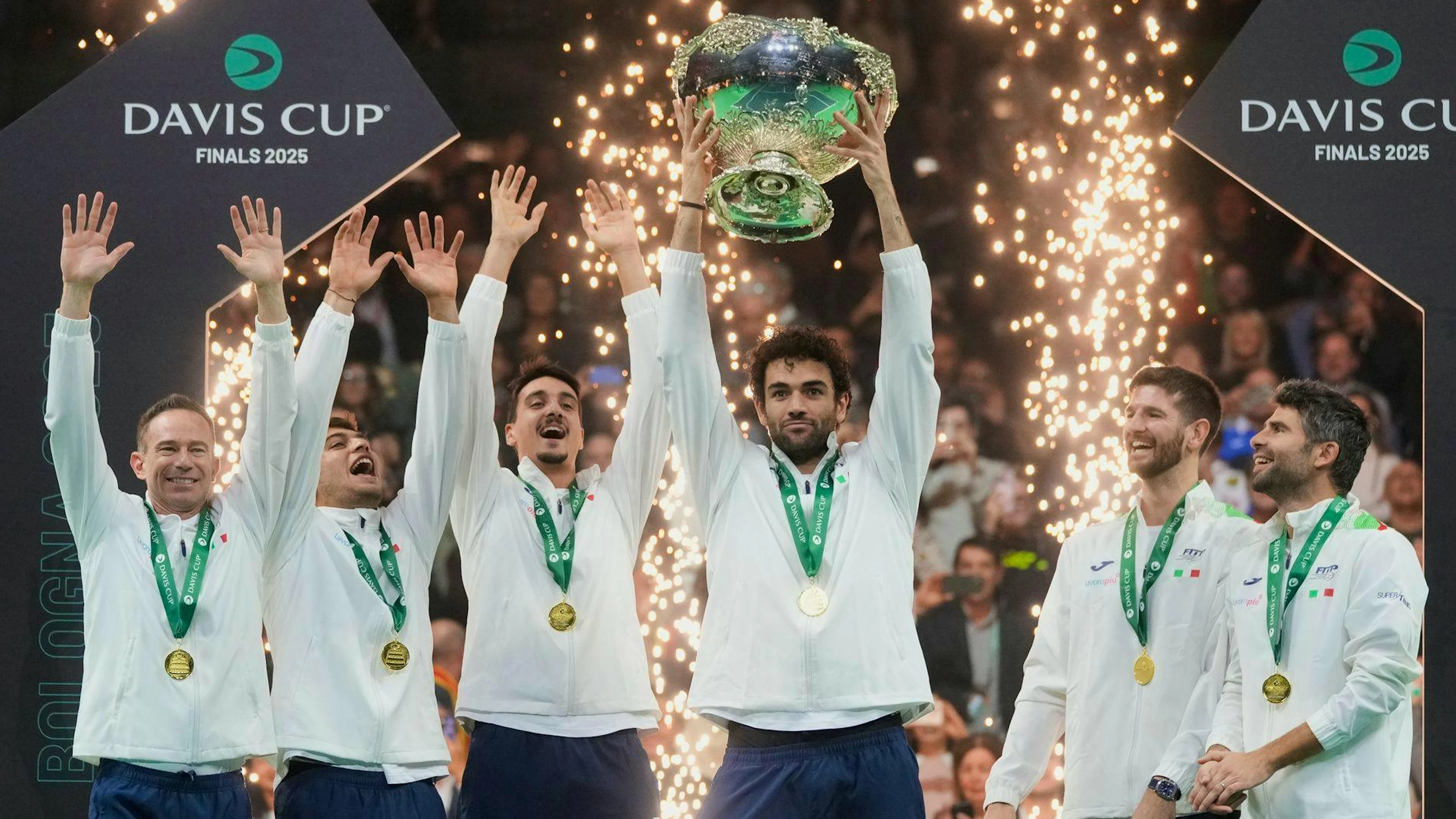 L'Italia esulta per la quarta volta nella storia di Coppa Davis.