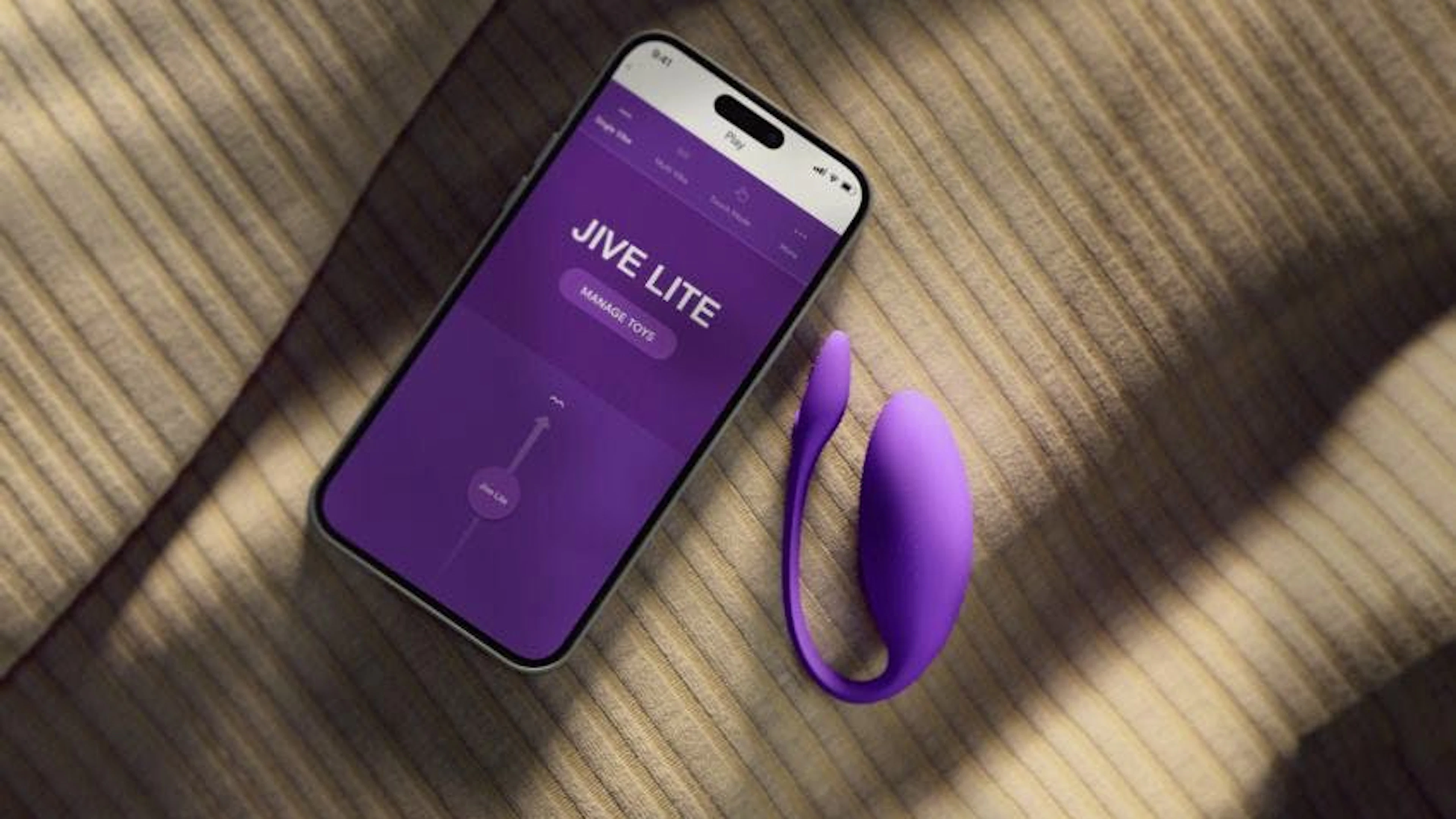 Das tragbare Vibro-Ei We-Vibe Jive Lite stimuliert den G-Punkt und die Klitoris gleichzeitig.