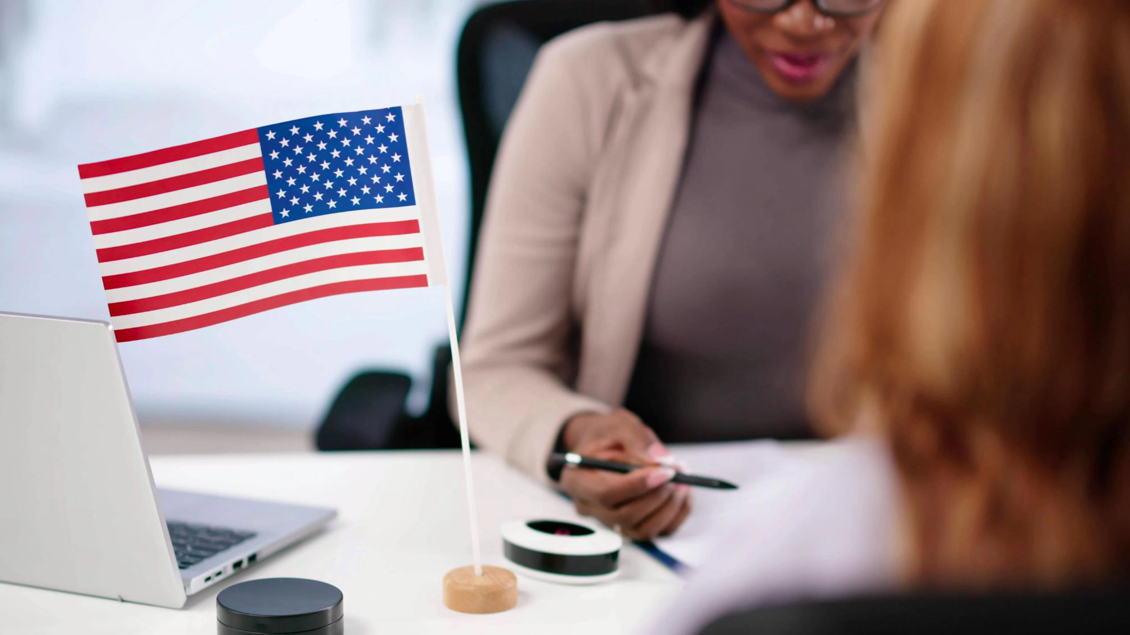 Les Etats-Unis vont réexaminer l'ensemble des «cartes vertes» de résident permanent attribuées aux ressortissants de pays jugés sensibles. (image d'illustration)