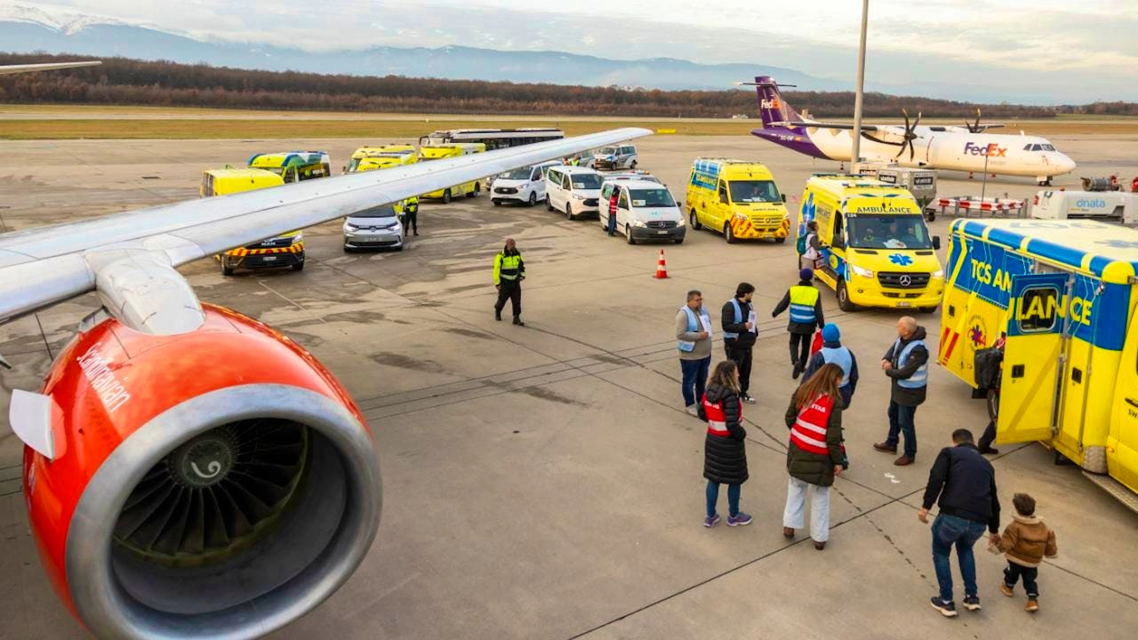 In Genf und Zürich sind am Freitag weitere verletzte Kinder aus Gaza eingetroffen.