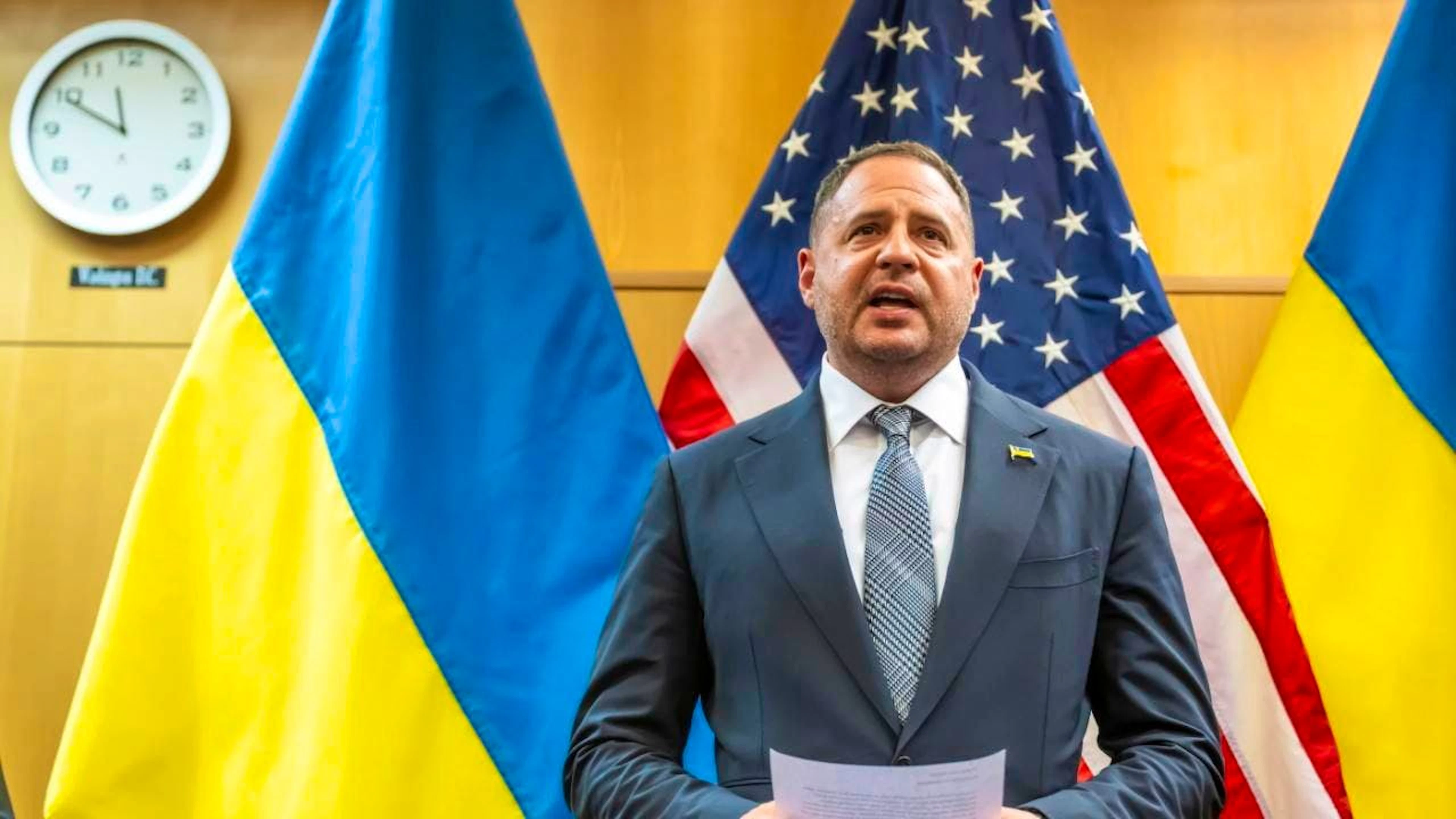 Andriy Yermak, una settimana fa a Ginevra, in occasione delle consultazioni sul piano di Trump per l'Ucraina. (foto del 23 novembre 2025)