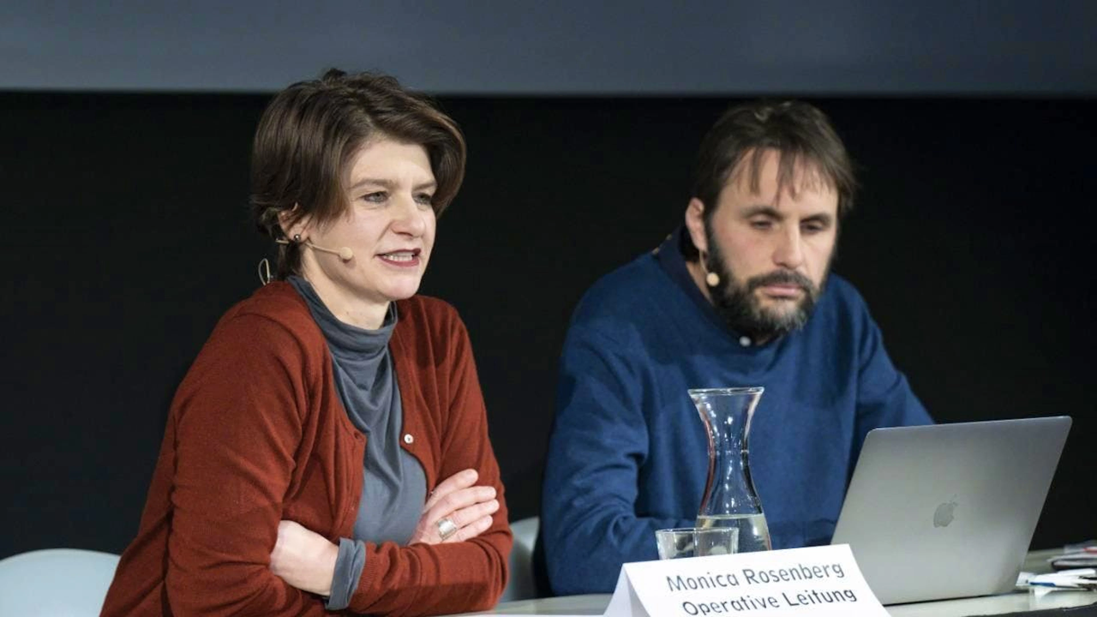 La direttrice operativa Monica Rosenberg e il direttore artistico Niccolò Castelli hanno presentato il programma della 61esima edizione delle Giornate di Soletta oggi a Berna. (immagine d'archivio)