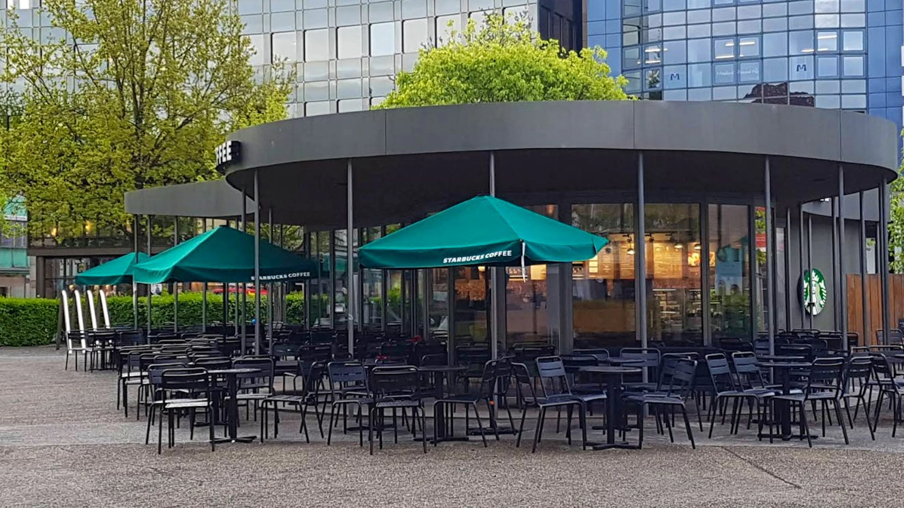 Im Starbucks in Aarau verbringt Thomas N. viel Zeit. Später wird er genau hier verhaftet.