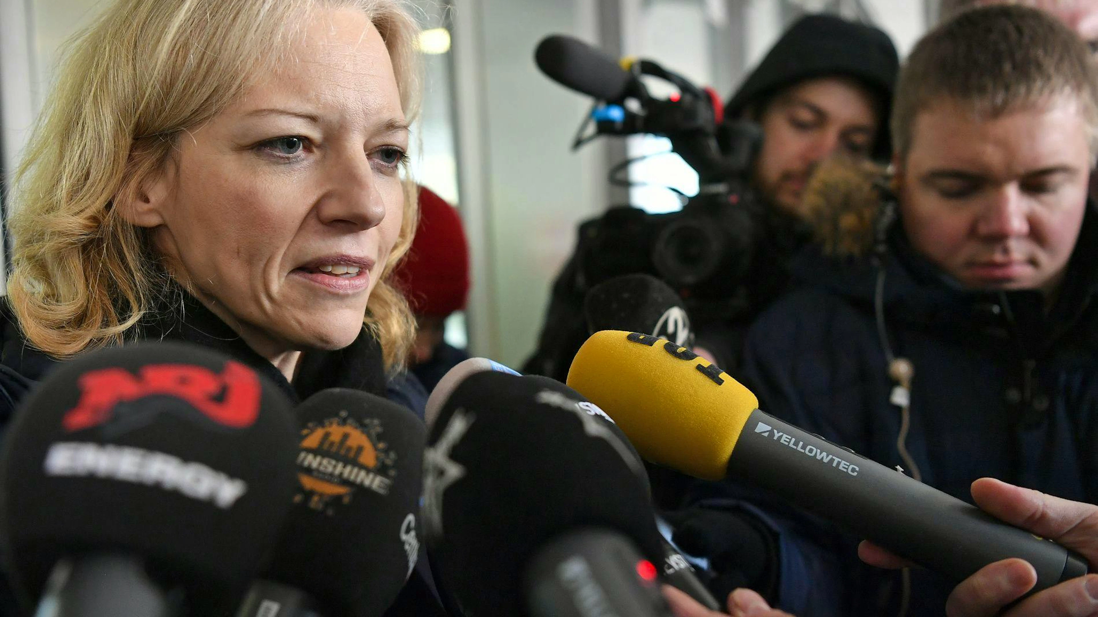 Staatsanwältin Barabara Loppacher beantwortet Fragen vor dem Aargauer Obergericht in Aarau. Sie fordert einen Schuldspruch.