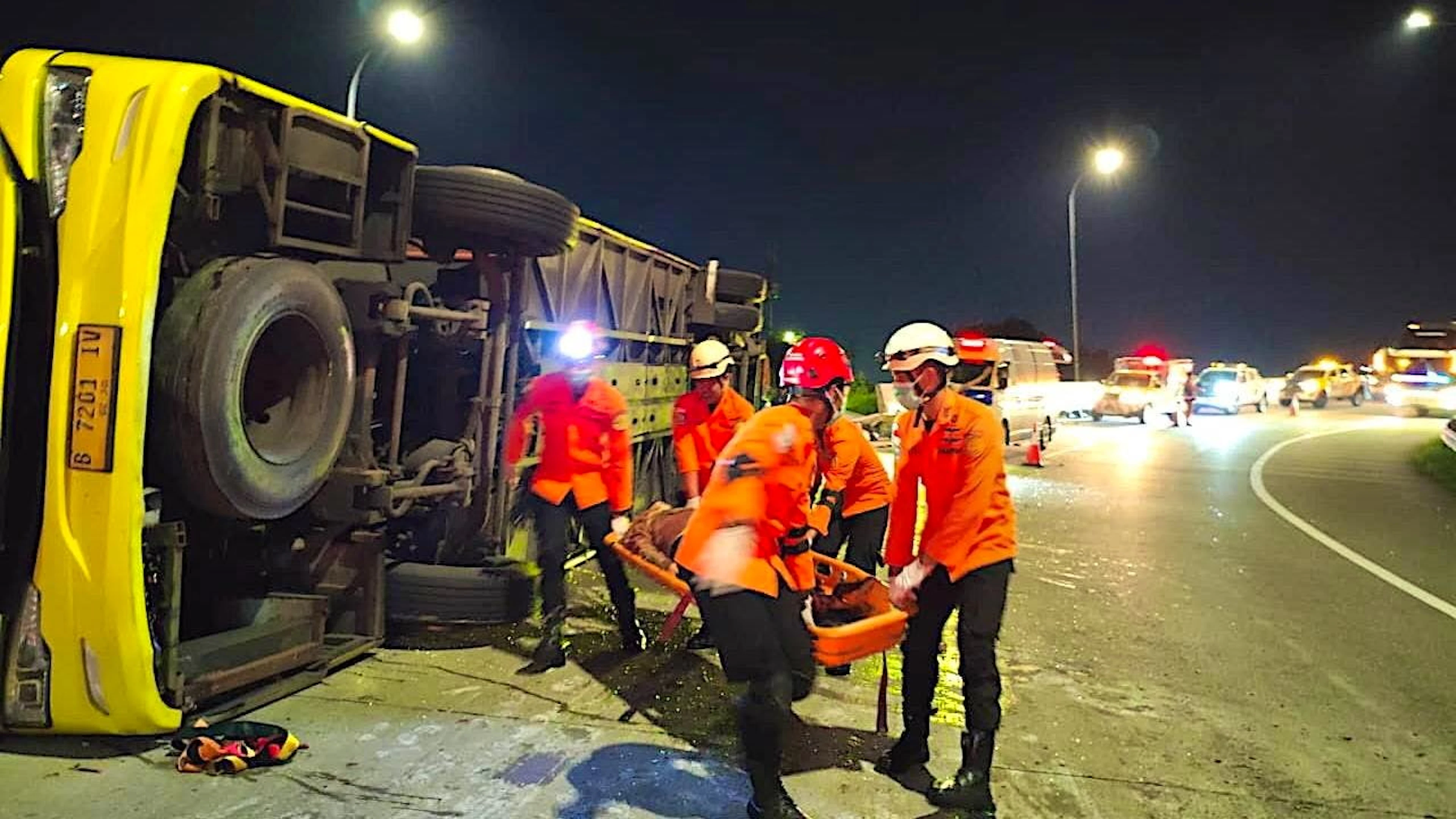 I soccorritori sul luogo dell'incidente.