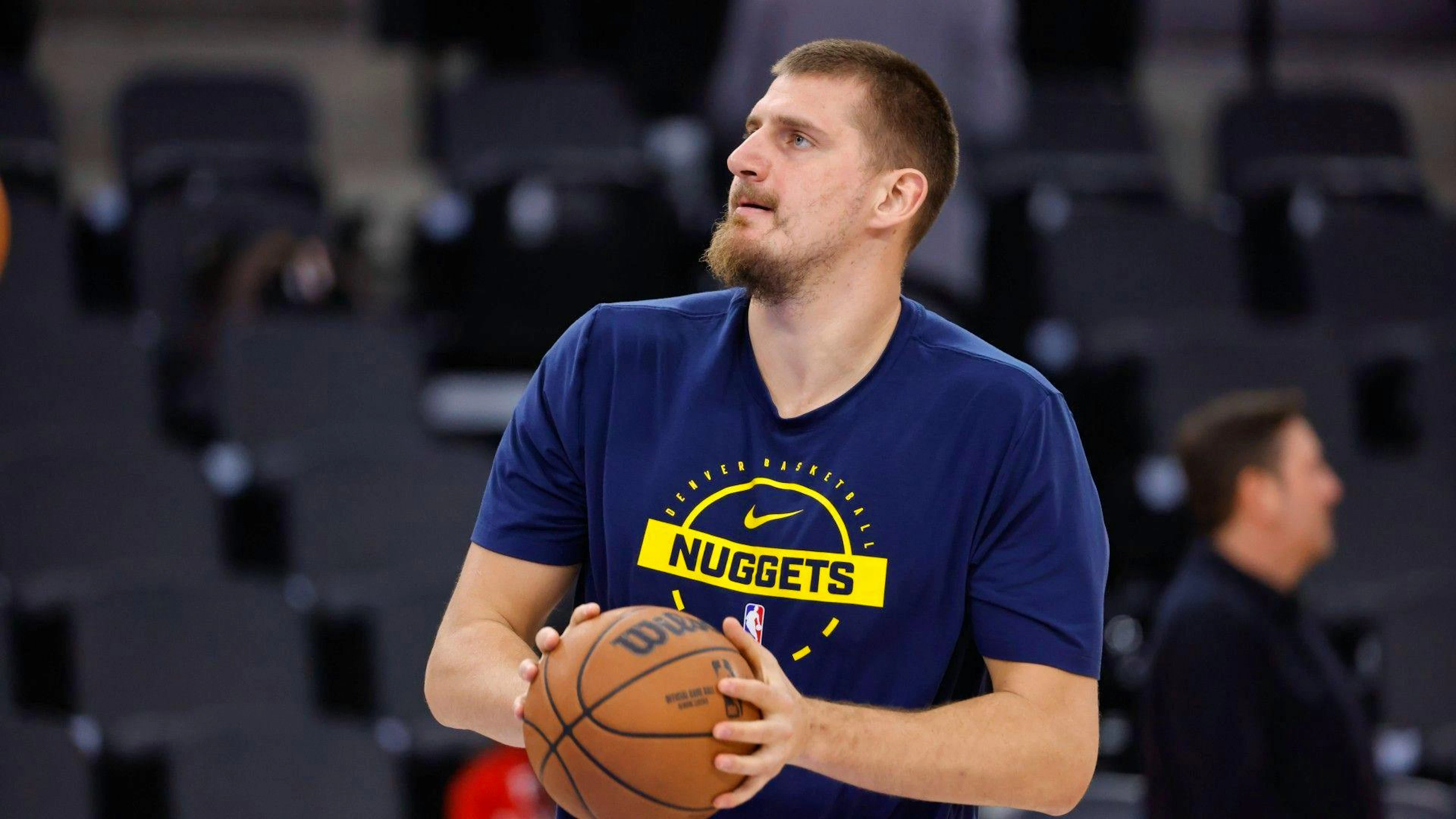 Les Nuggets privés de Nikola Jokic pour plusieurs semaines.