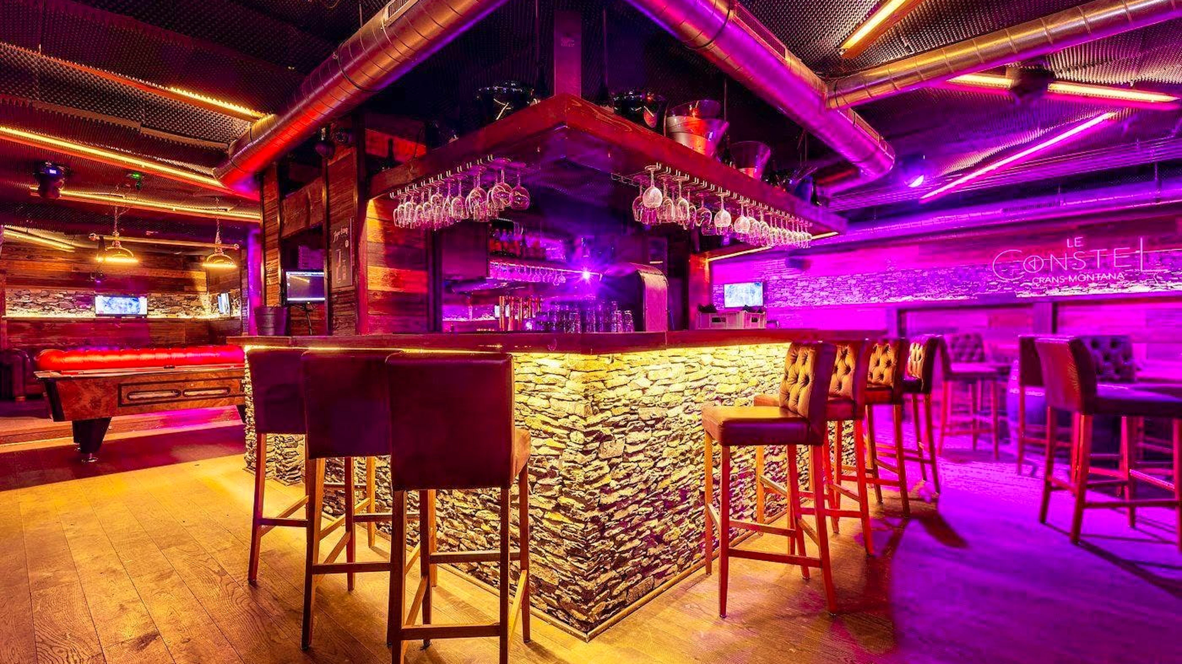 This is what the "Le Constellation" bar in Crans-Montana VS looks like from the inside. 