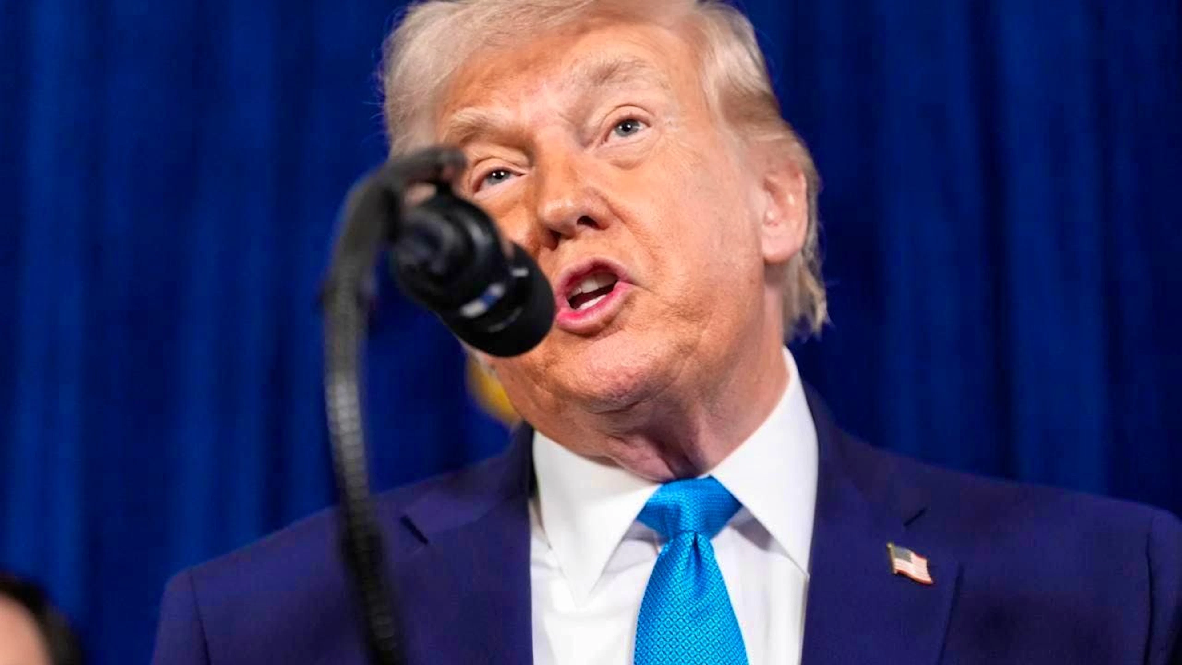 President Donald Trump speaks at his Mar-a-Lago club. Photo: Alex Brandon/AP/dpa