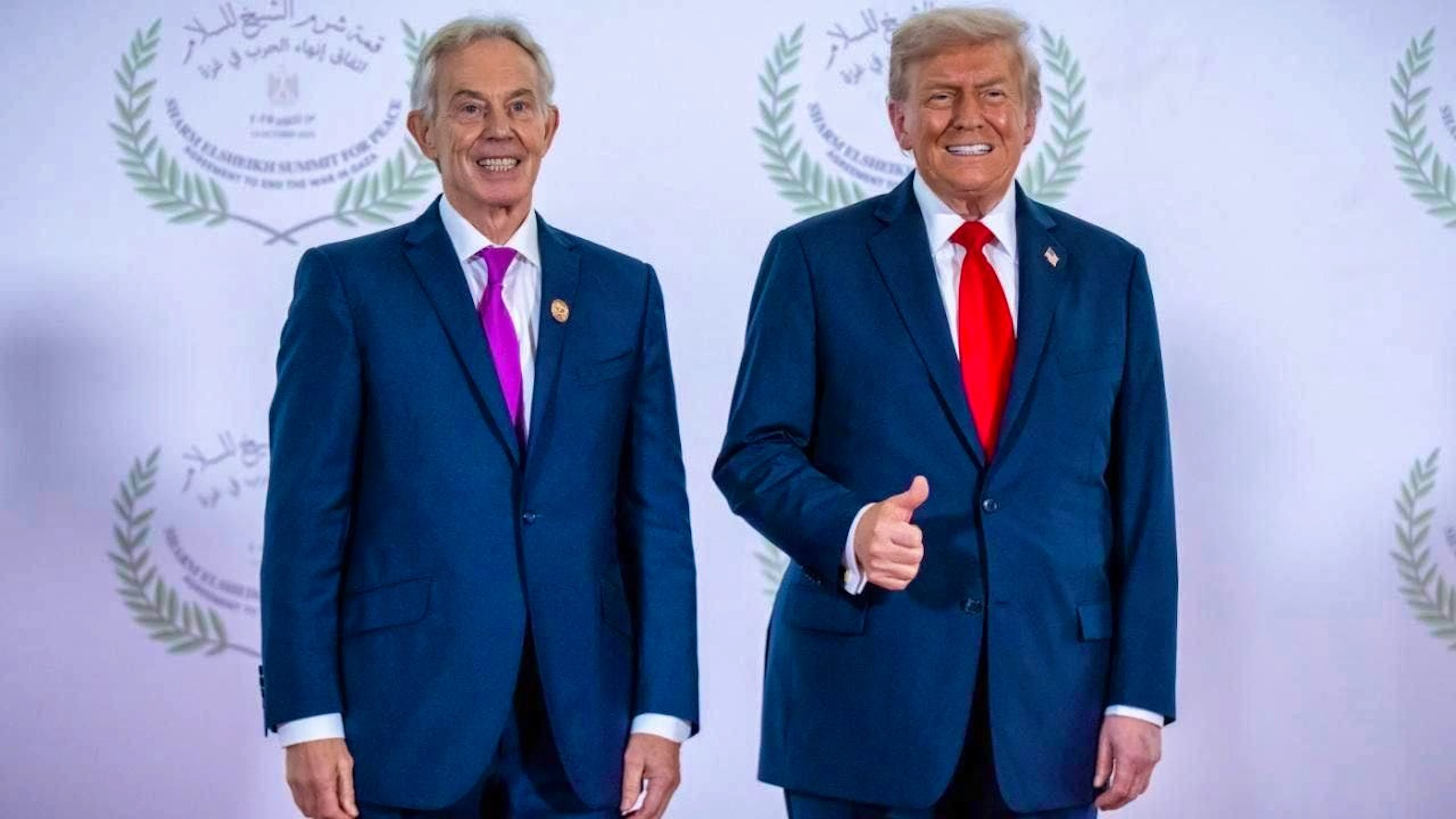 ARCHIVE - Tony Blair (l), former UK Prime Minister, takes part in the Gaza summit chaired by Egypt's President Al-Sisi alongside US President Donald Trump. Photo: Michael Kappeler/dpa