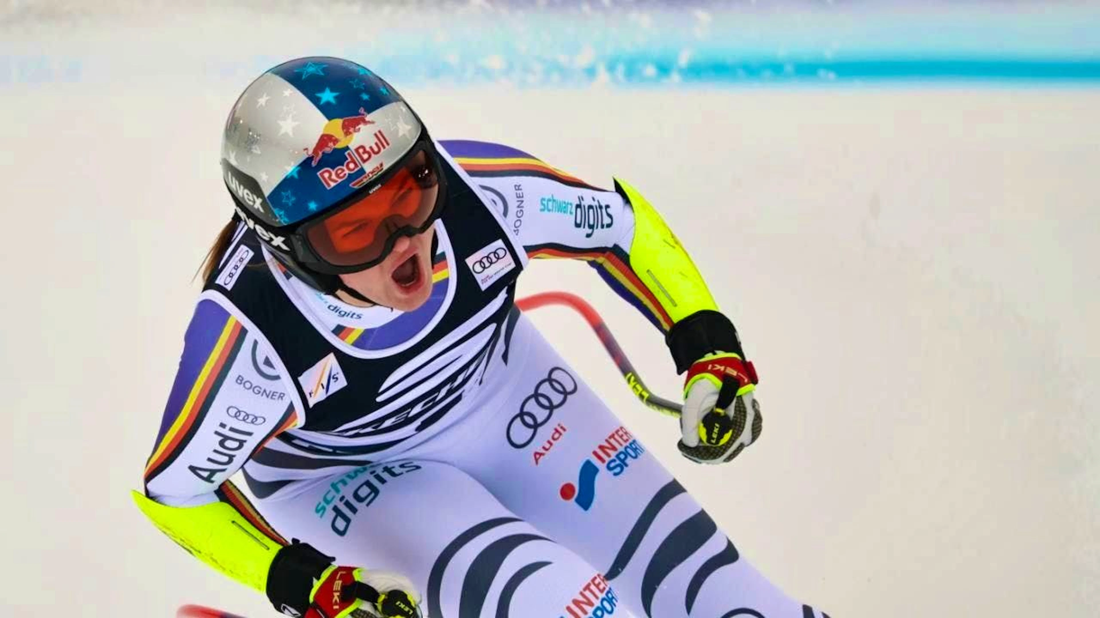 Emma Aicher distances herself from Lindsey Vonn in the super-G in Tarvisio