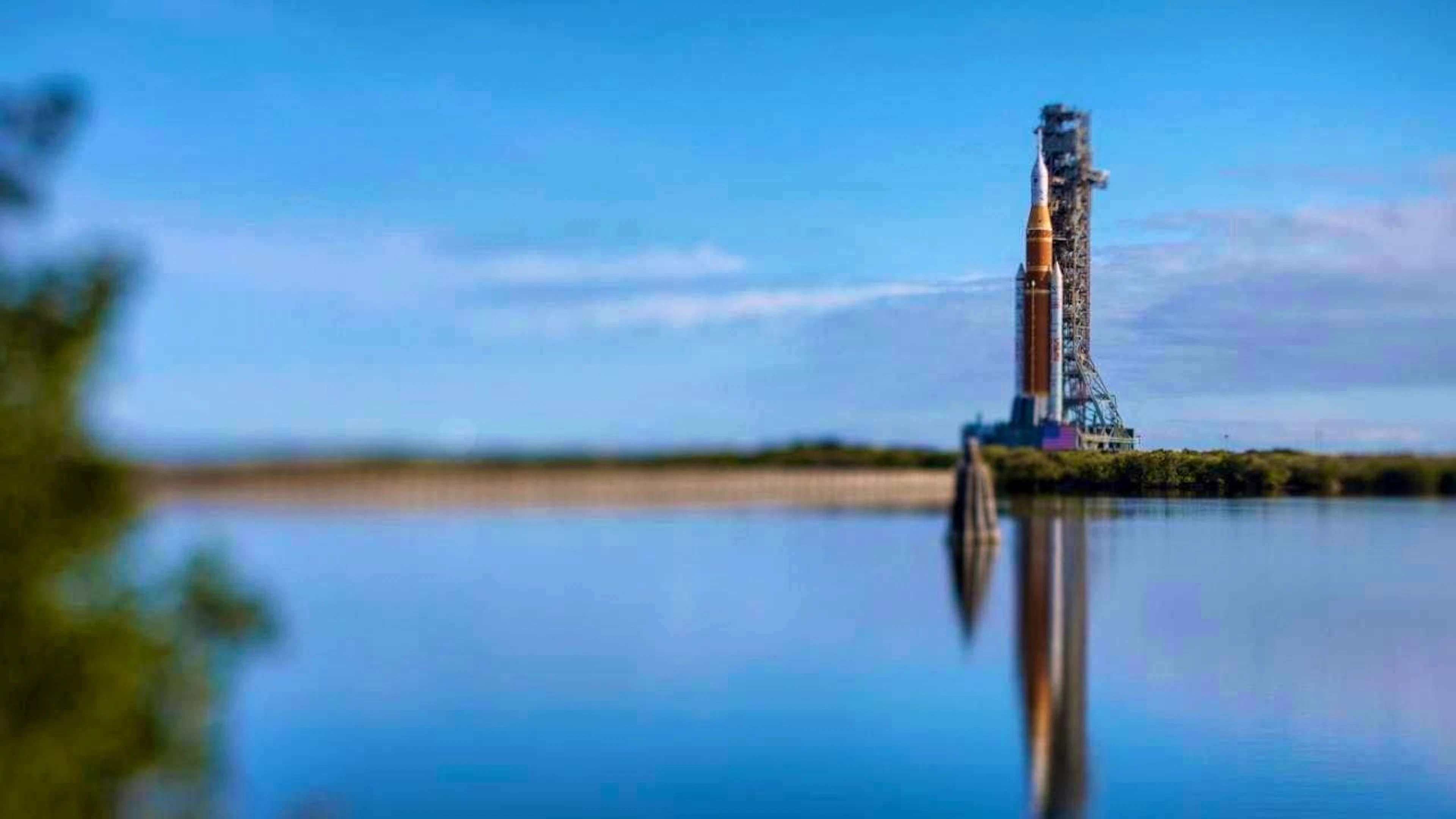 The US space agency Nasa has positioned the rocket system for "Artemis 2". (archive picture)