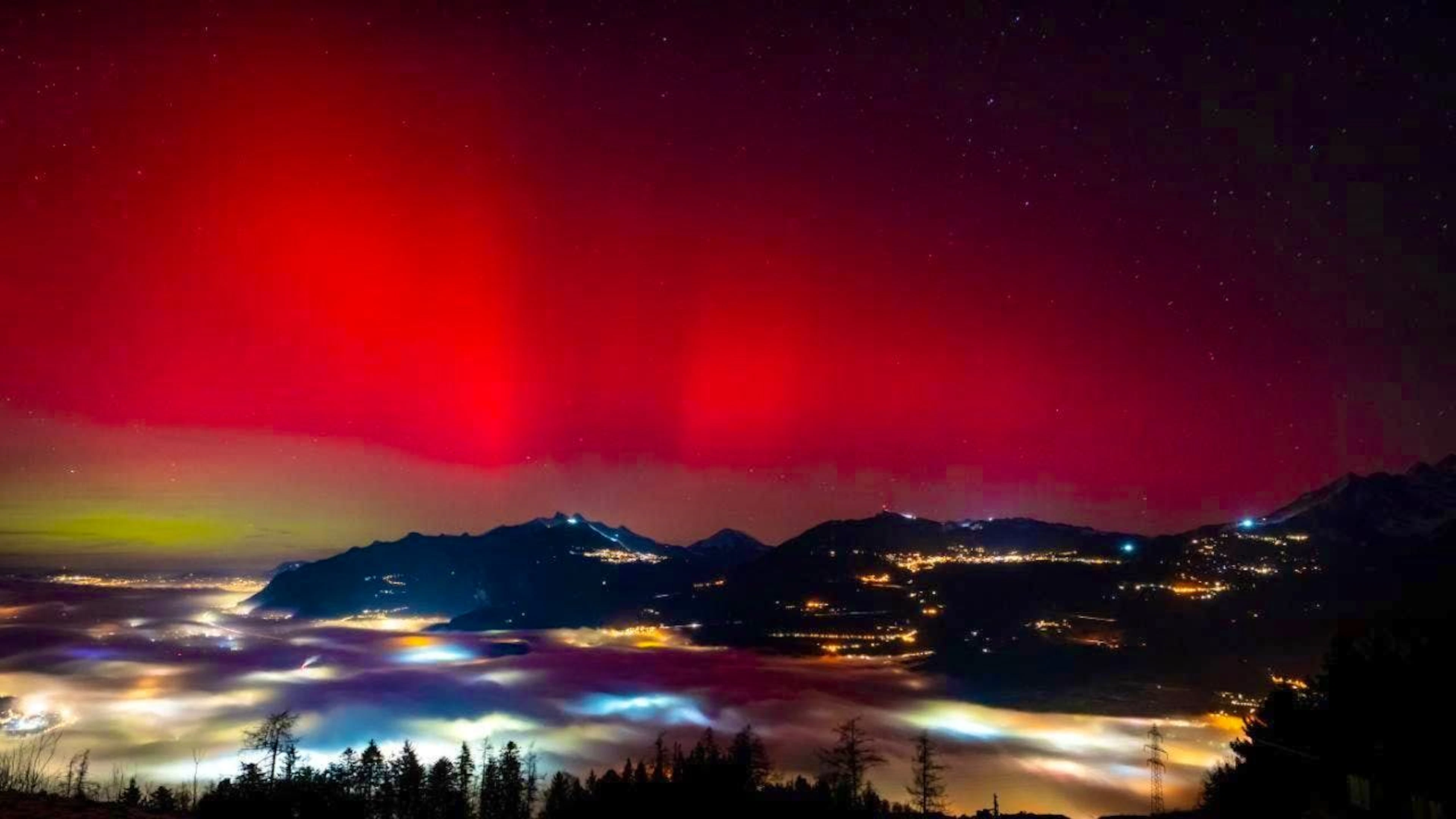 On Monday evening, northern lights could be seen over the region of Aigle (VD), among others.