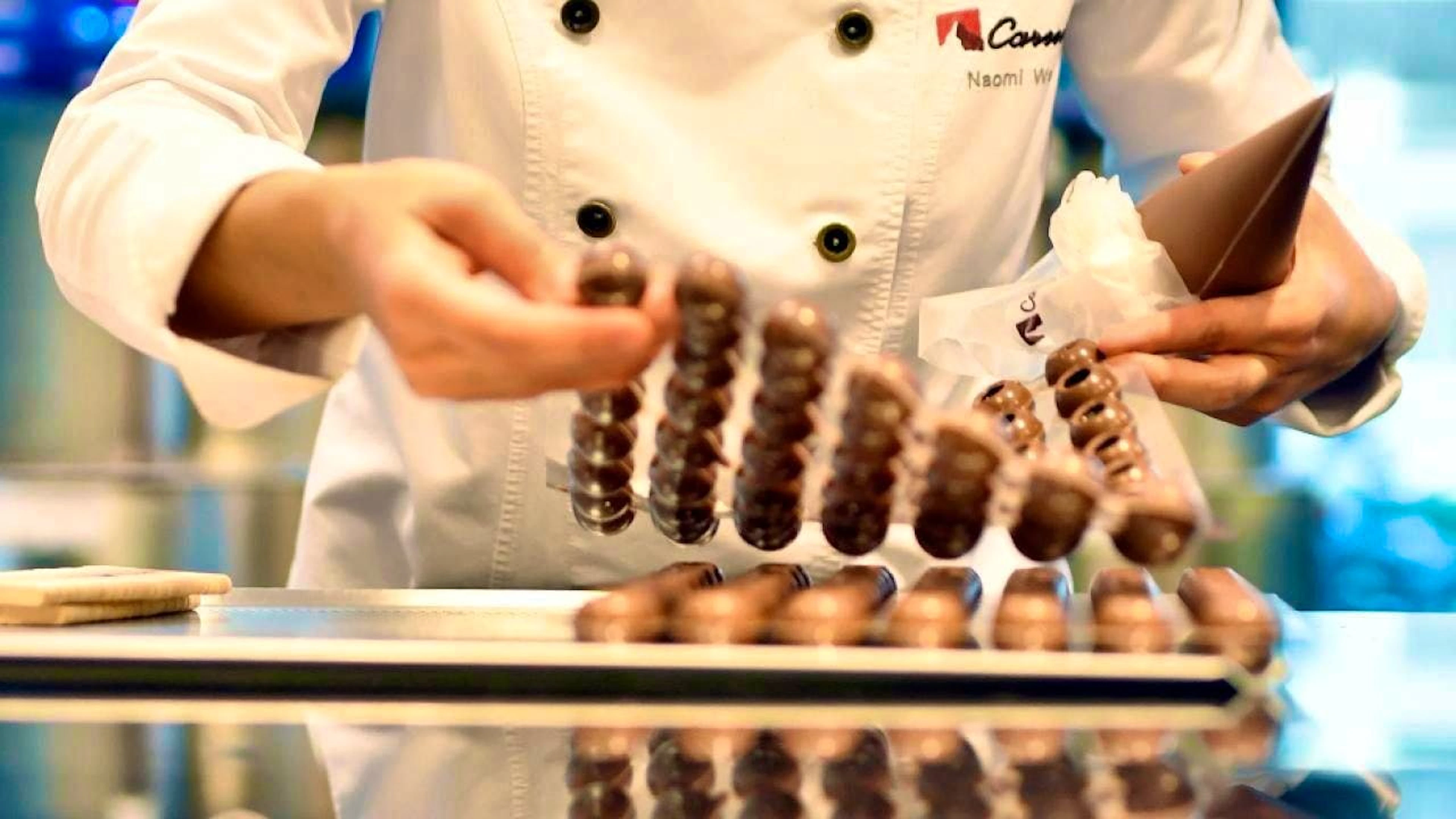 The world's largest chocolate manufacturer Barry Callebaut sold significantly less chocolate in the first quarter of fiscal year 2025/26. (archive picture)