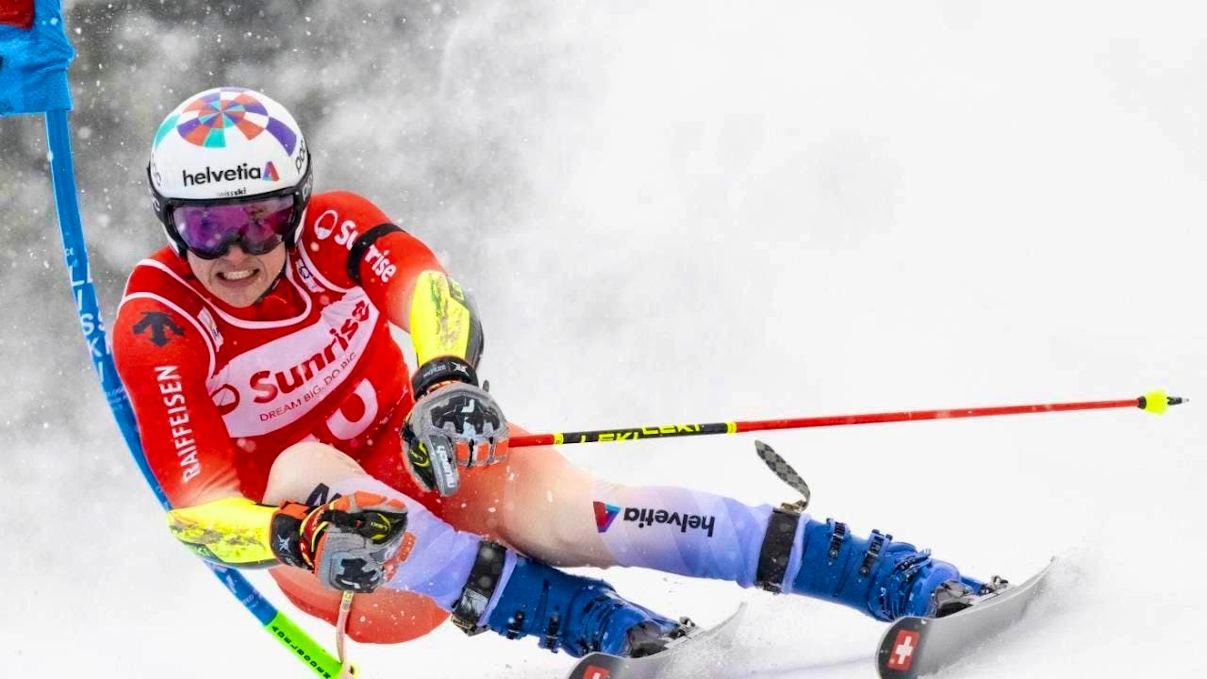 Lenz Hächler wins the Super-G in the European Cup home race in Verbier