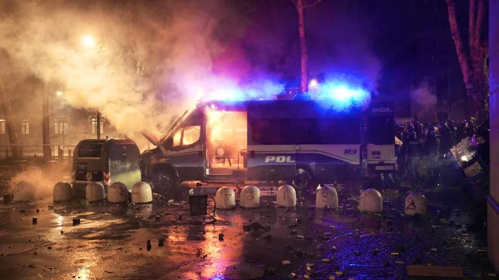 Riots in Turin: Injuries and arrests