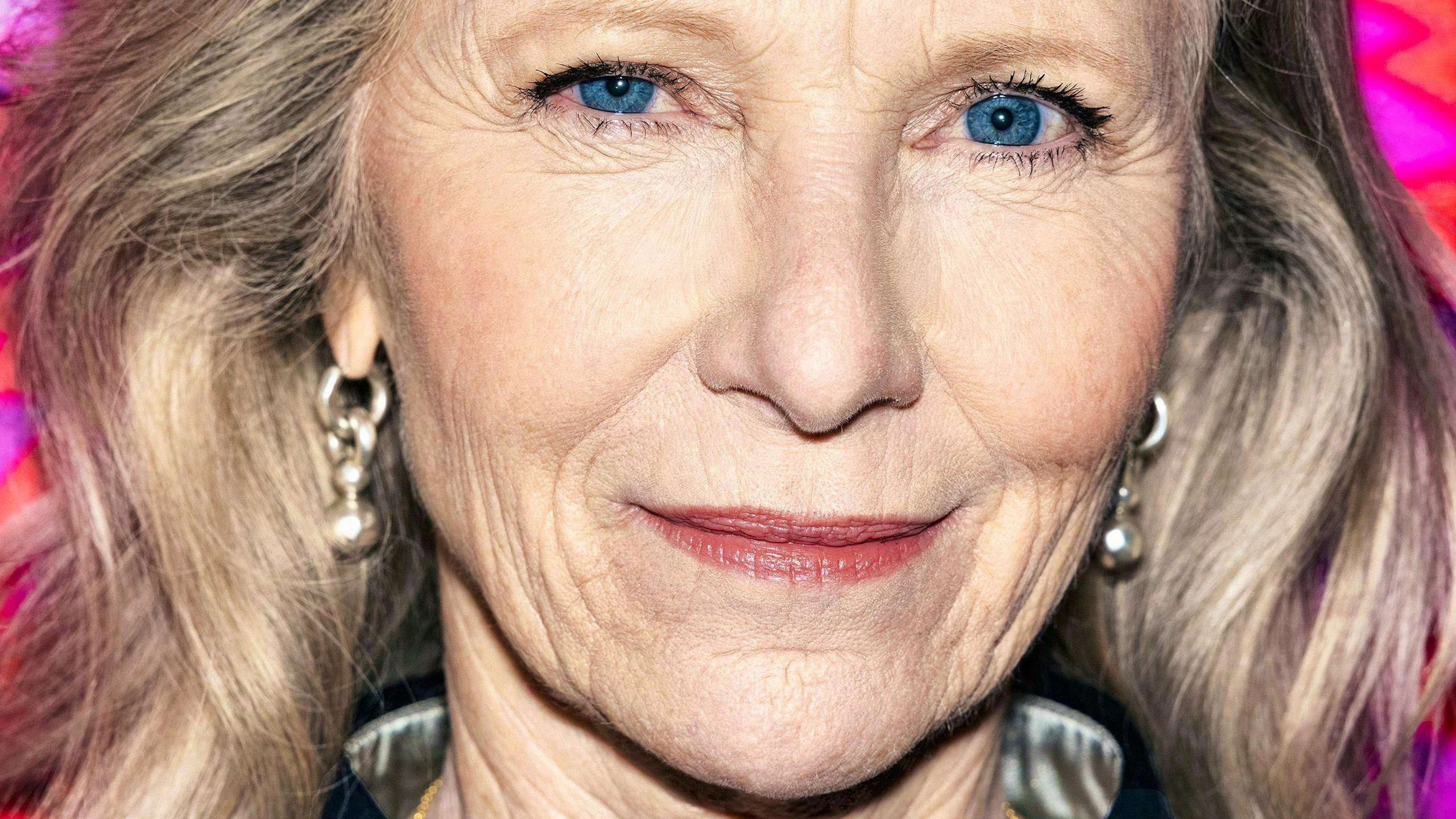 "I was able to earn good money as a voice actress, but at a high price: actresses who recorded commercials in the 1980s were dismissed as 'hookers'": Esther Gemsch.