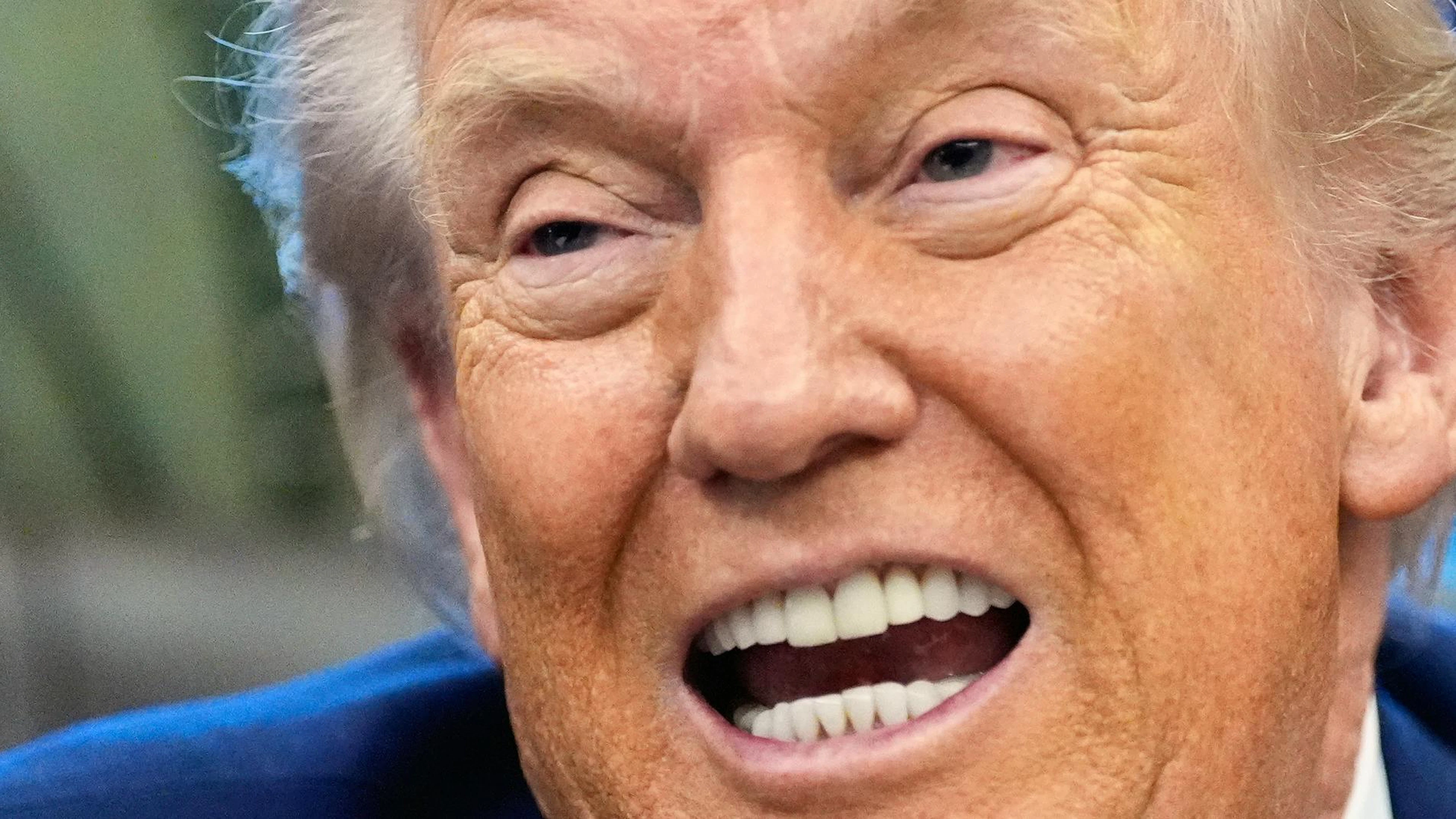 Donald Trump cible la machine électorale américaine avec une ardeur renouvelée avant les législatives de l'automne.