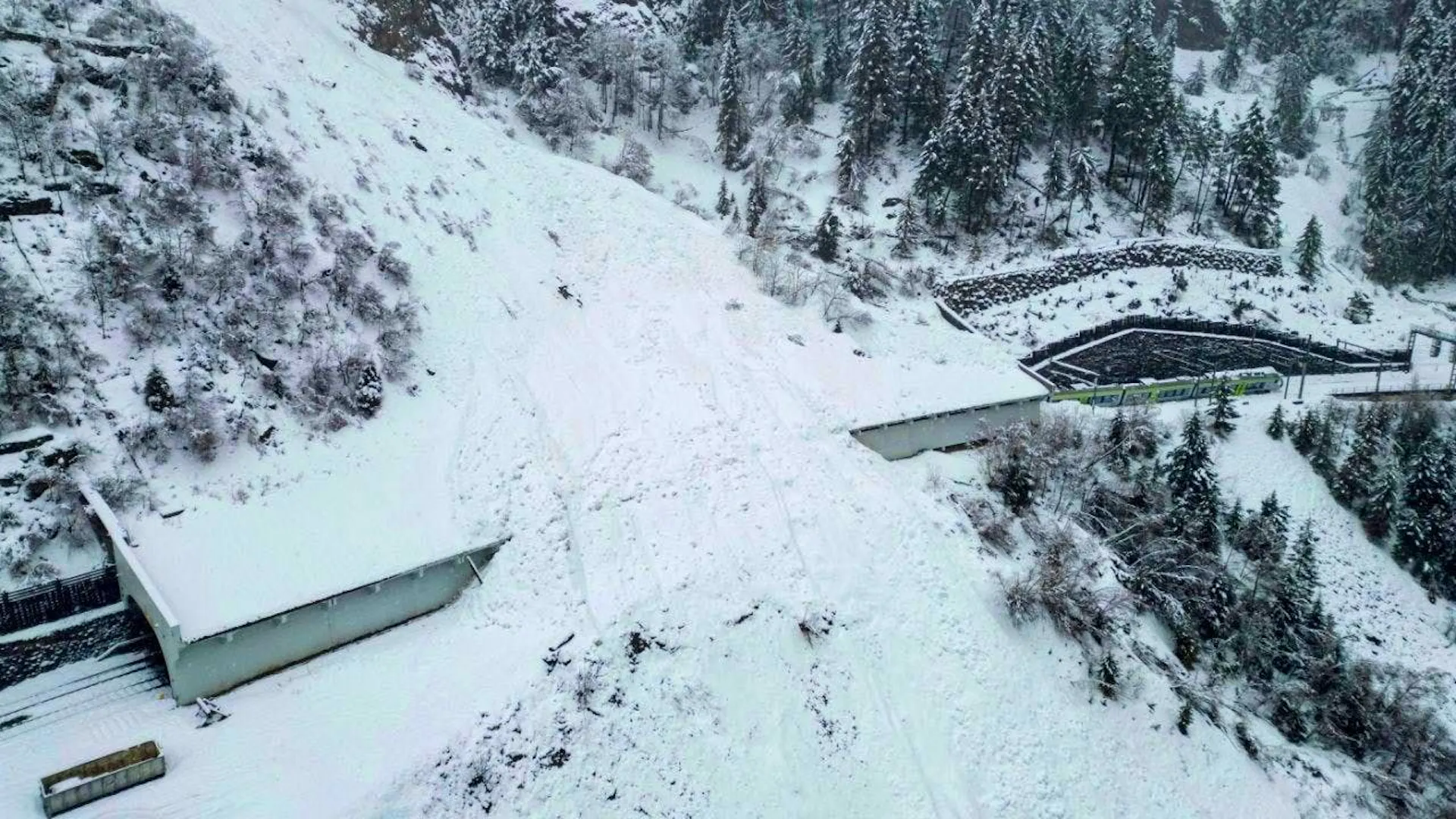 Kandersteg-Goppenstein car transport resumes