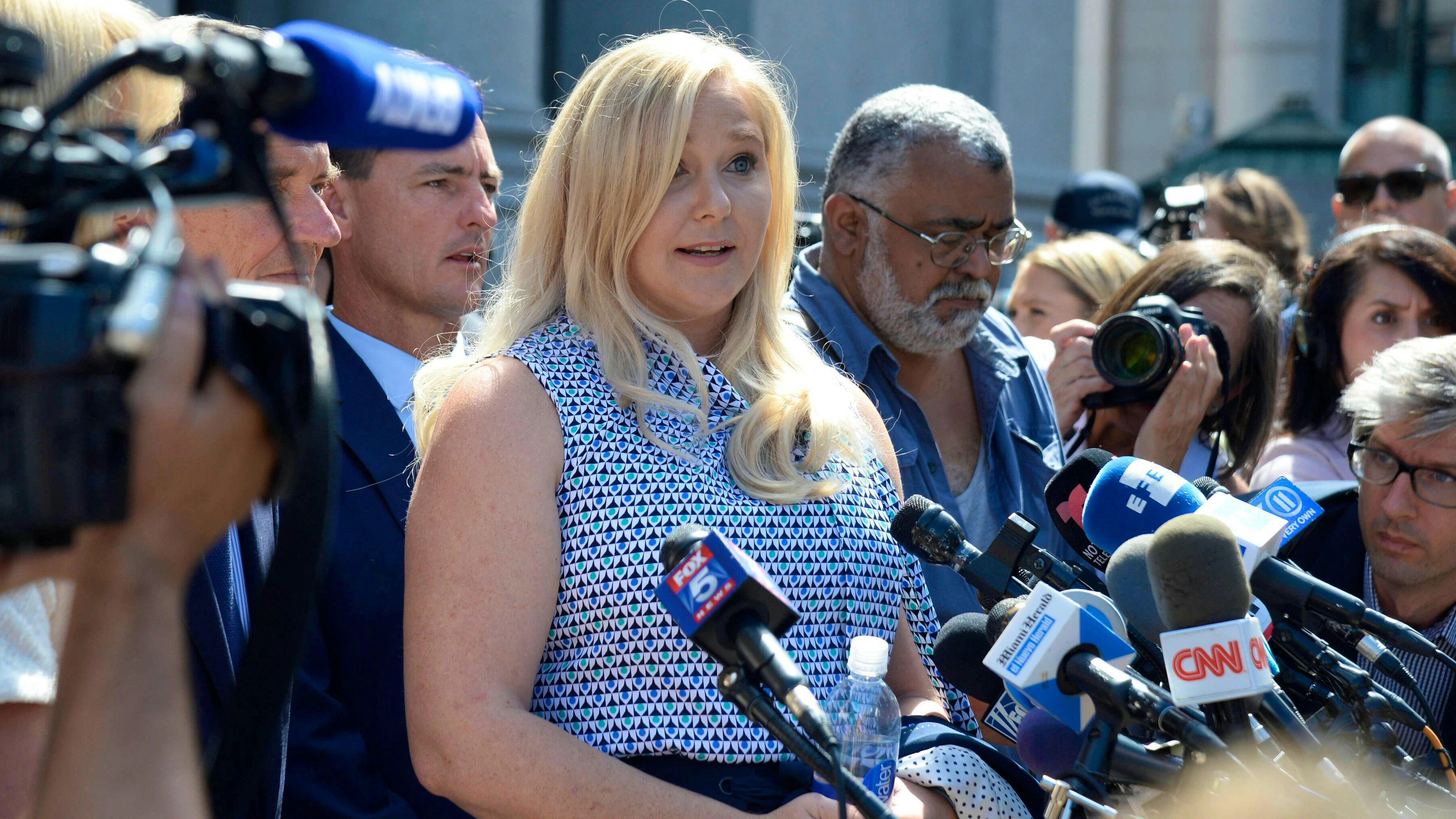 Virginia Giuffre sorgte im Juli 2019 gemeinsam mit anderen Opfern dafür, dass der bereits vorbestrafte US-Multimillionär Jeffery Epstein festgenommen werden konnte.