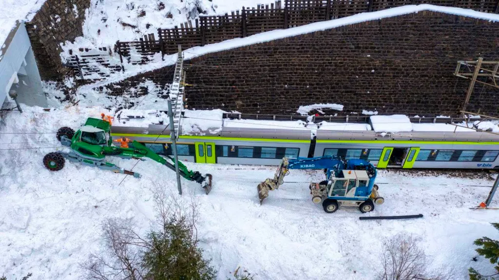 Recovery of BLS train underway: route open from Monday as planned
