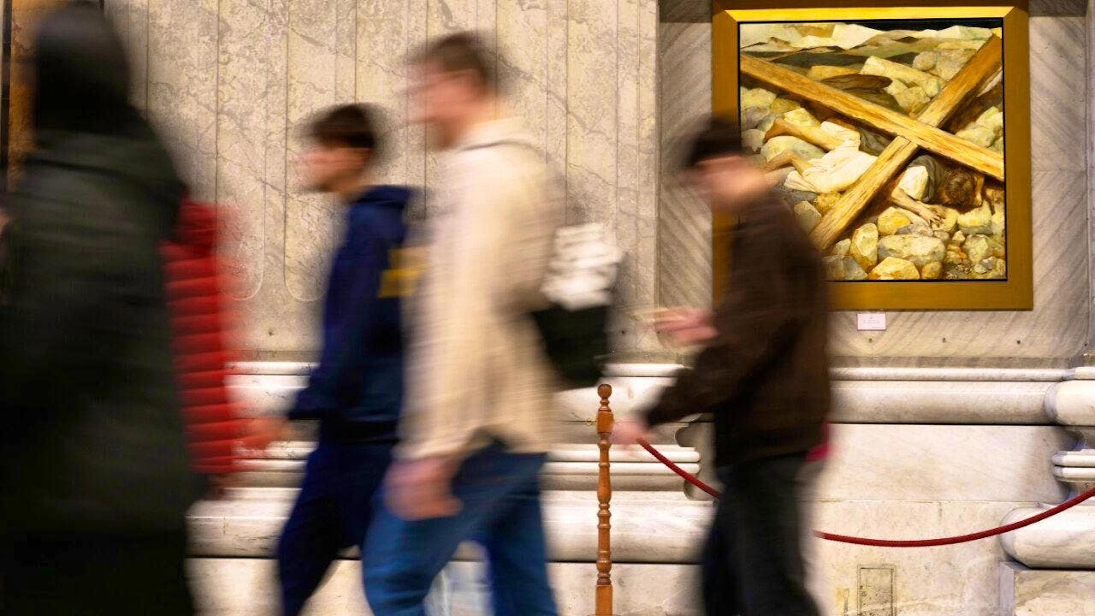 Dürr's Stations of the Cross, consisting of 14 oil paintings, can be seen in St. Peter's Basilica throughout Lent.