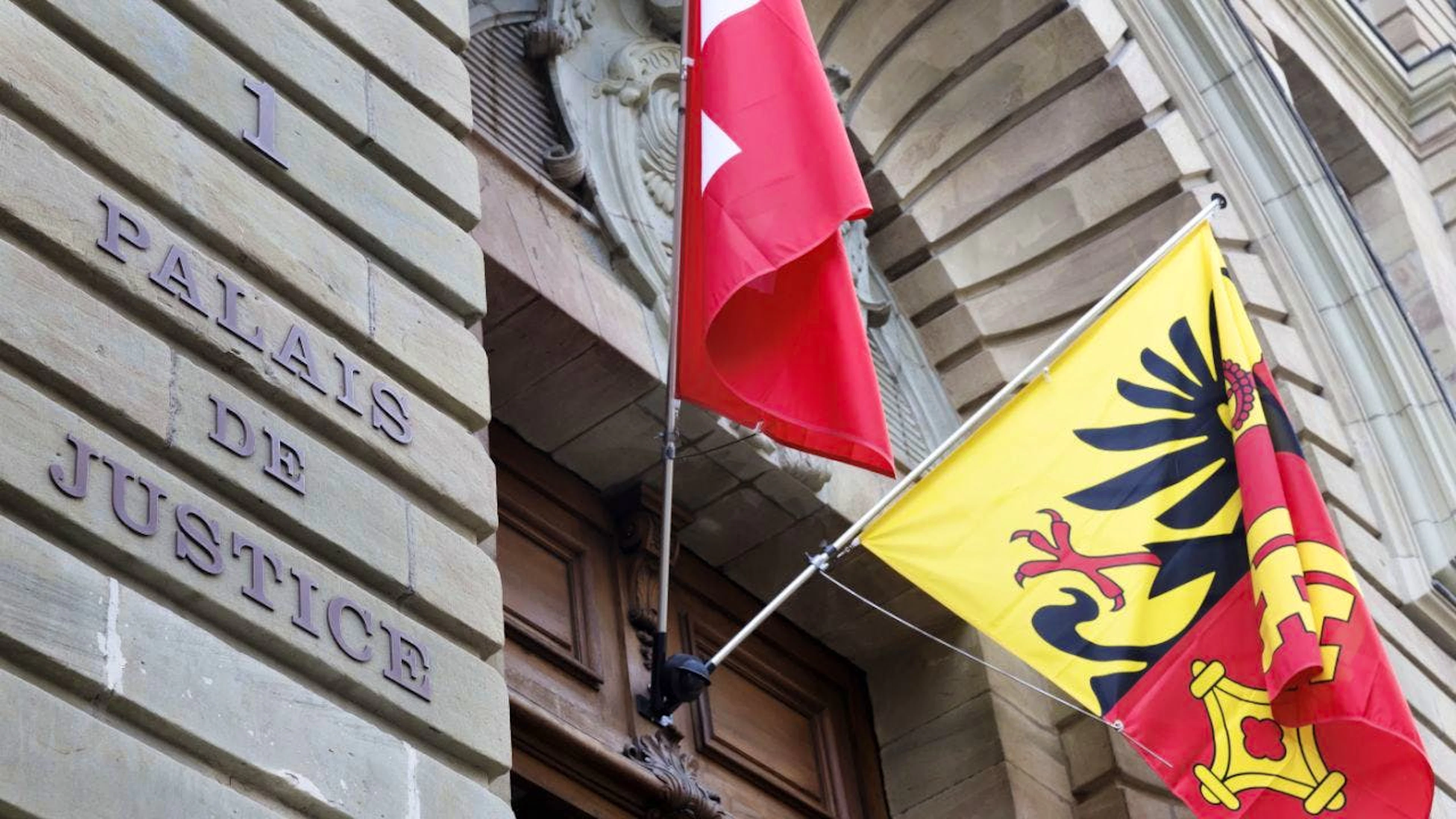 Un médecin accusé d'avoir abattu sa femme dans leur villa à Vandoeuvres (GE) en 2021 est jugé depuis lundi devant le Tribunal criminel de Genève (archives).