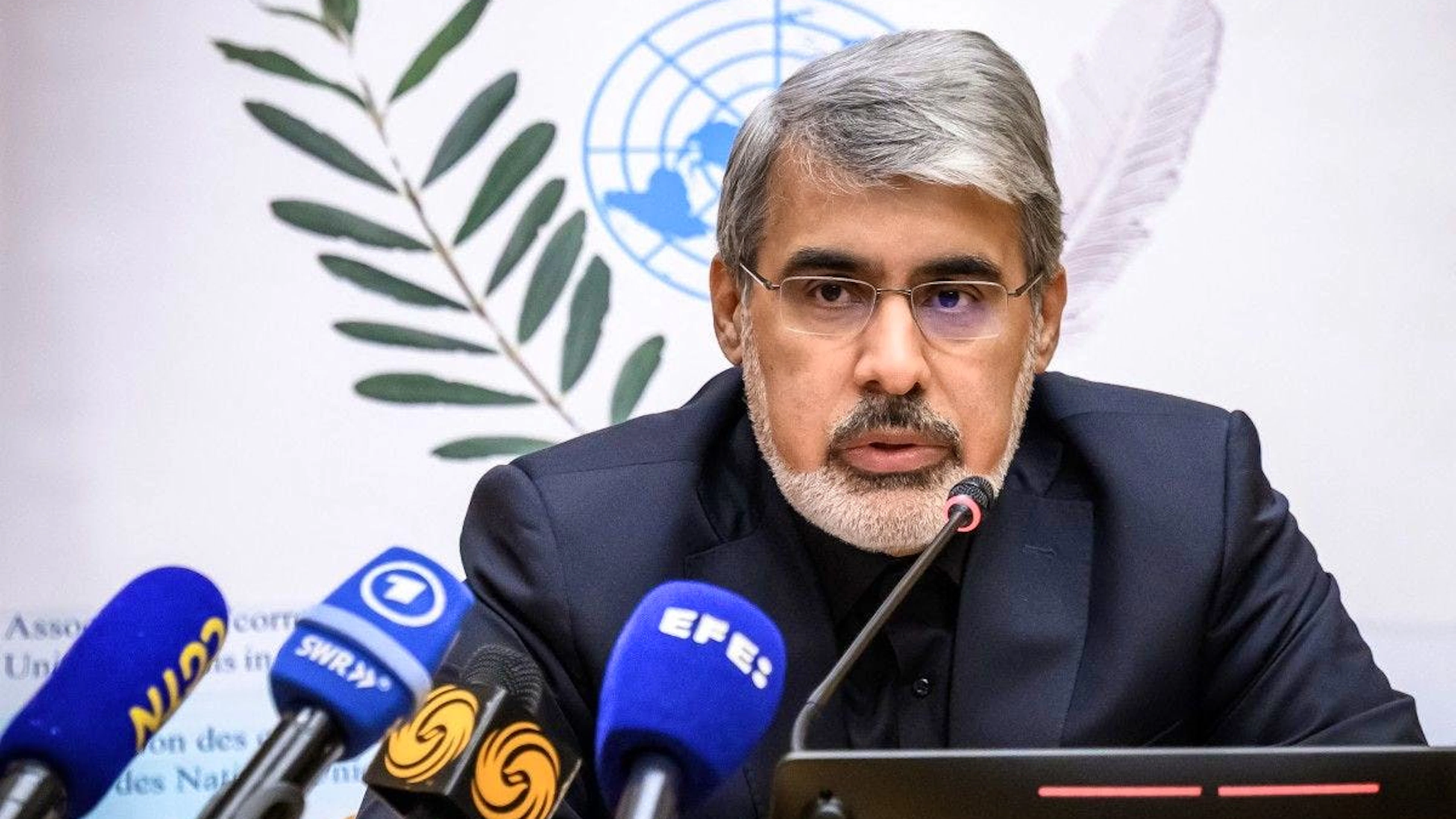 Selon M. Bahreini, le Premier ministre israélien Benjamin Netanyahu a convaincu le président américain Donald Trump de sacrifier la diplomatie et d'attaquer l'Iran.