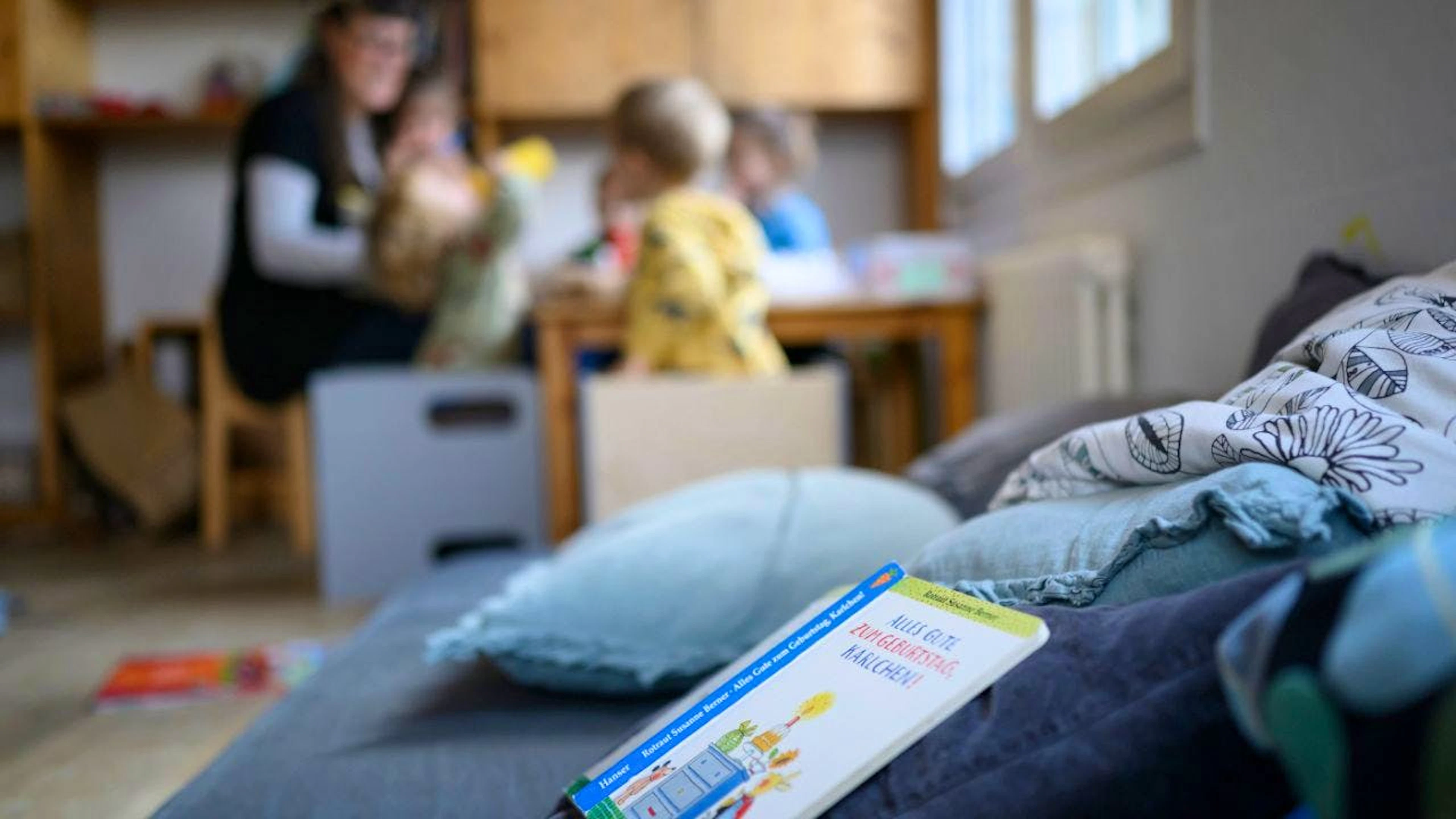 Cinque libri sono in lizza per il Premio del libro per ragazzi 2026. Affrontano temi come la paternità, la morte, il mondo animale, il gusto per l'invenzione e le avventure pericolose (foto d'archivio)