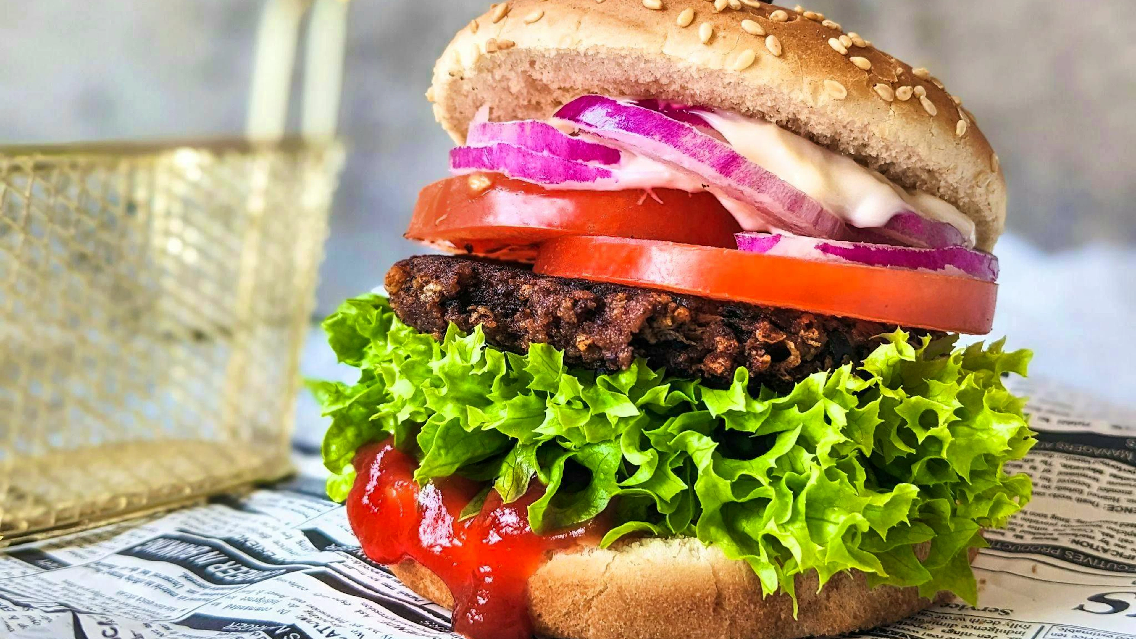 In the EU, vegetarian products without meat may continue to be sold as "veggie burgers".