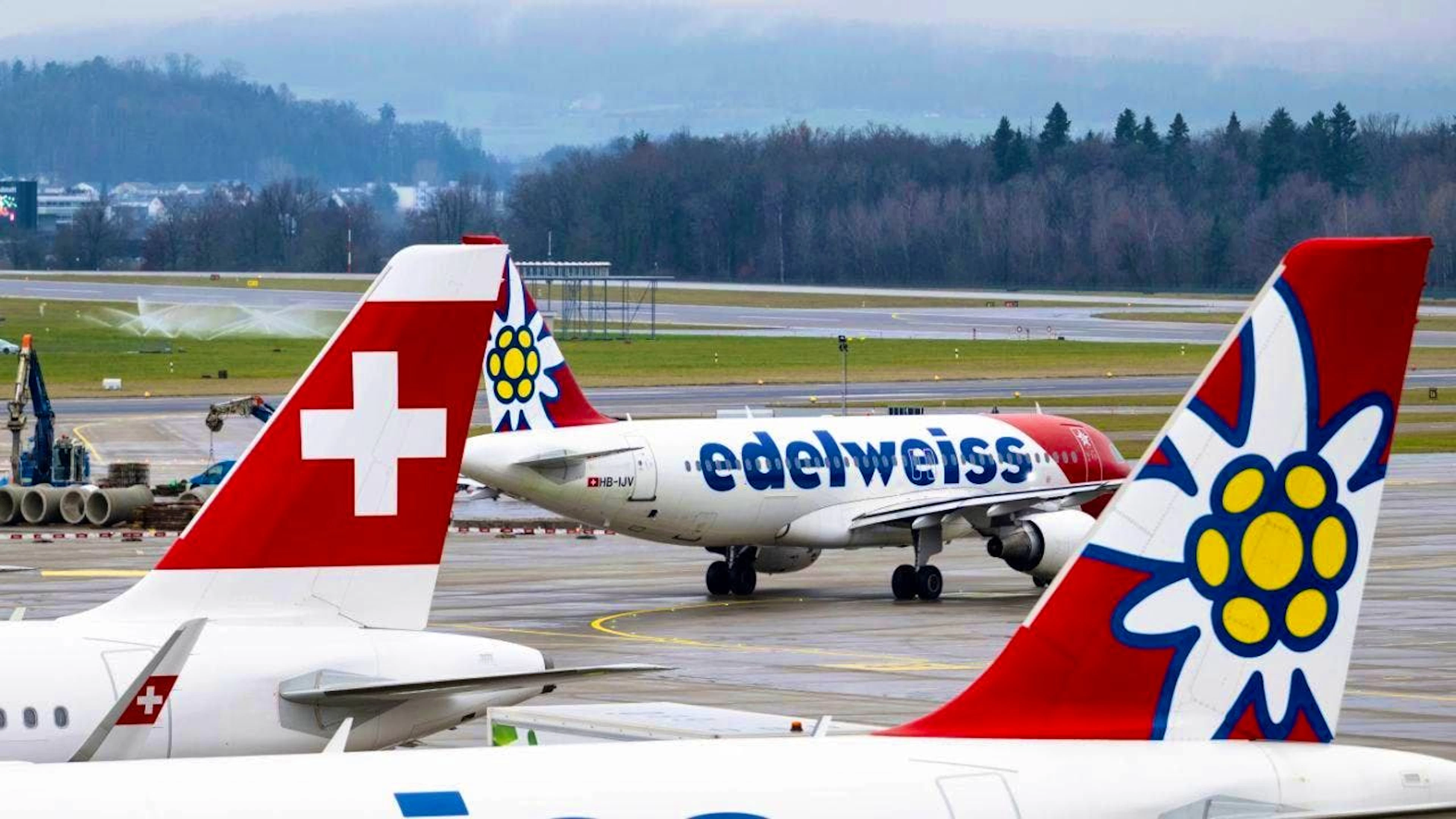 Two special flights with 404 passengers of the airline Edelweiss took off from Oman to Zurich on Saturday. (archive picture)