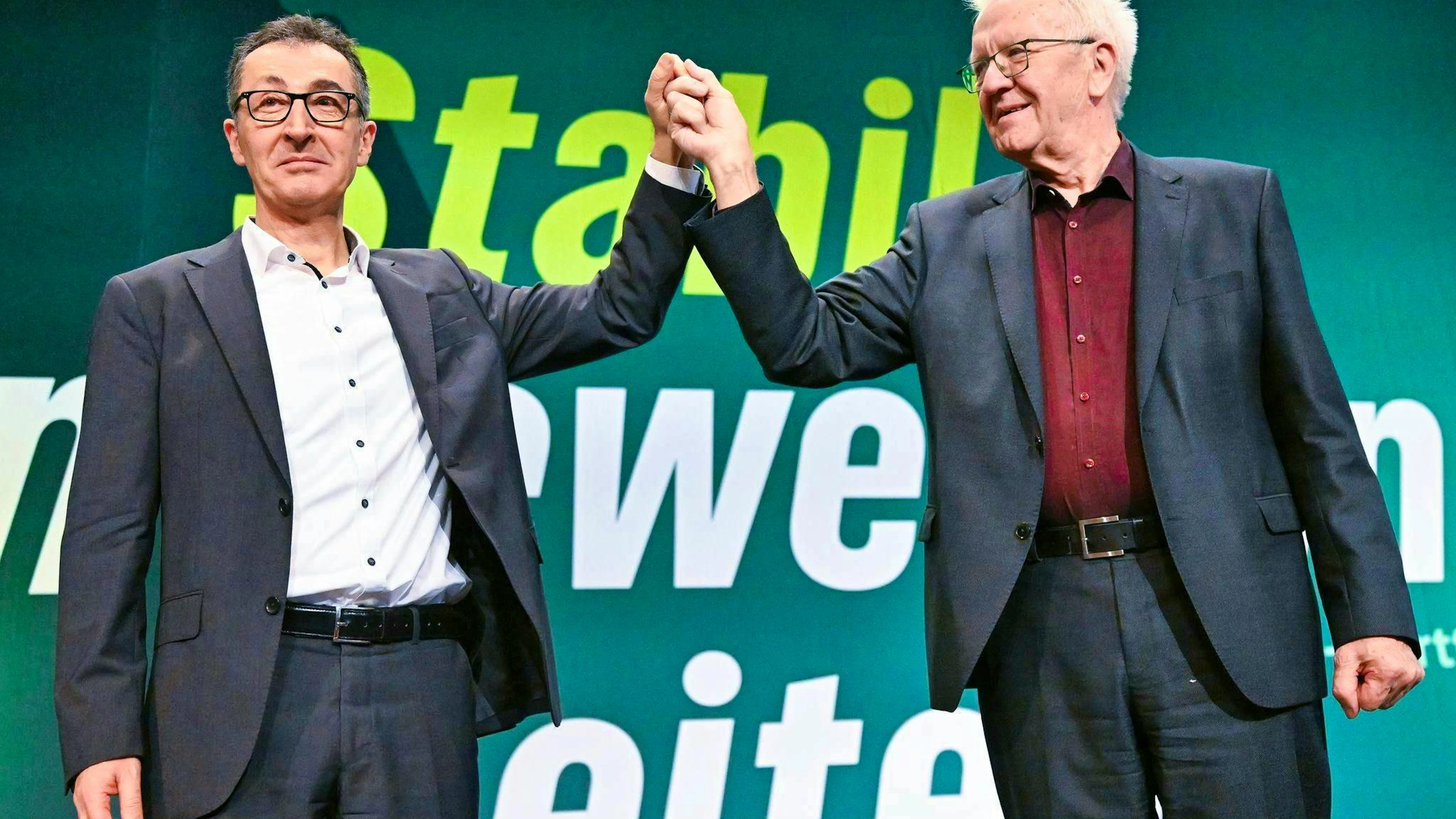 During the election campaign, Özdemir tried to present himself as the natural successor to Green Minister President Winfried Kretschmann.