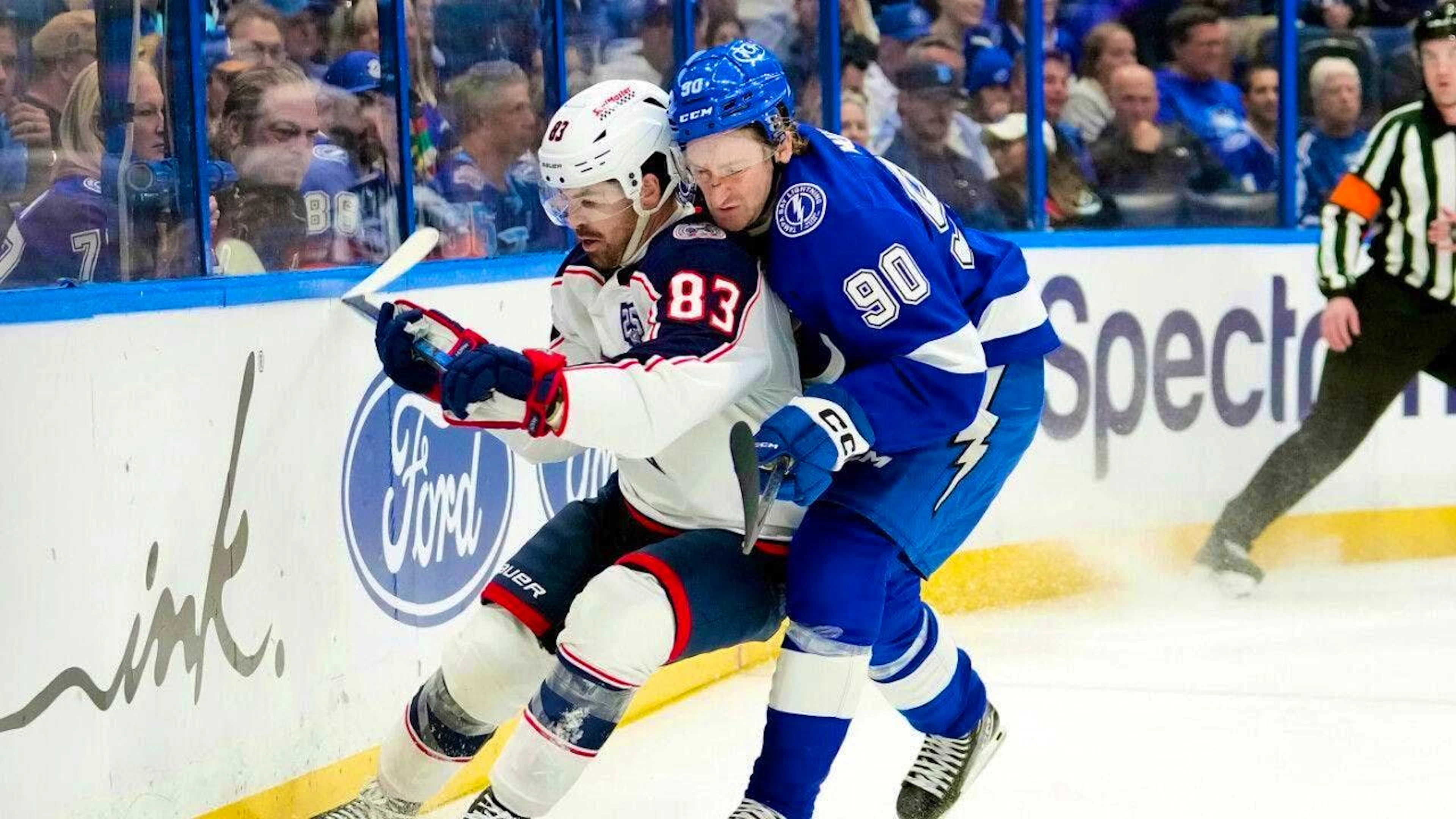 Janis Moser (right) in a duel with Conor Garland